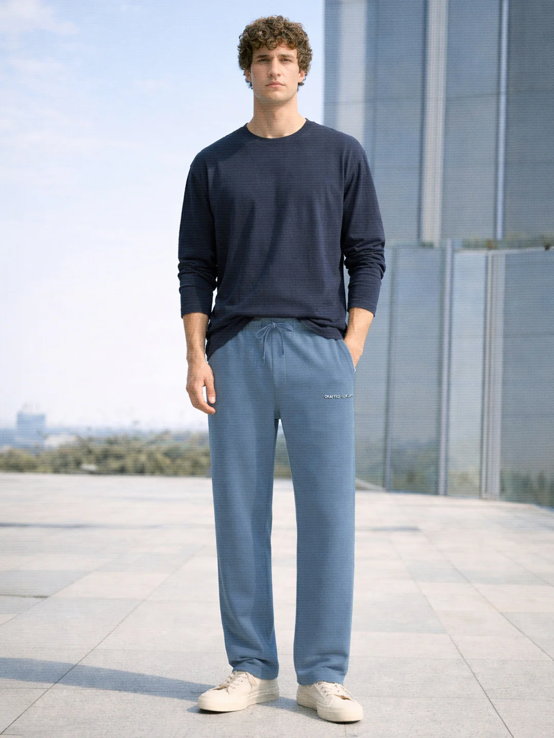 Men's Blue Relaxed Fit Textured Casual Joggers - Image 3