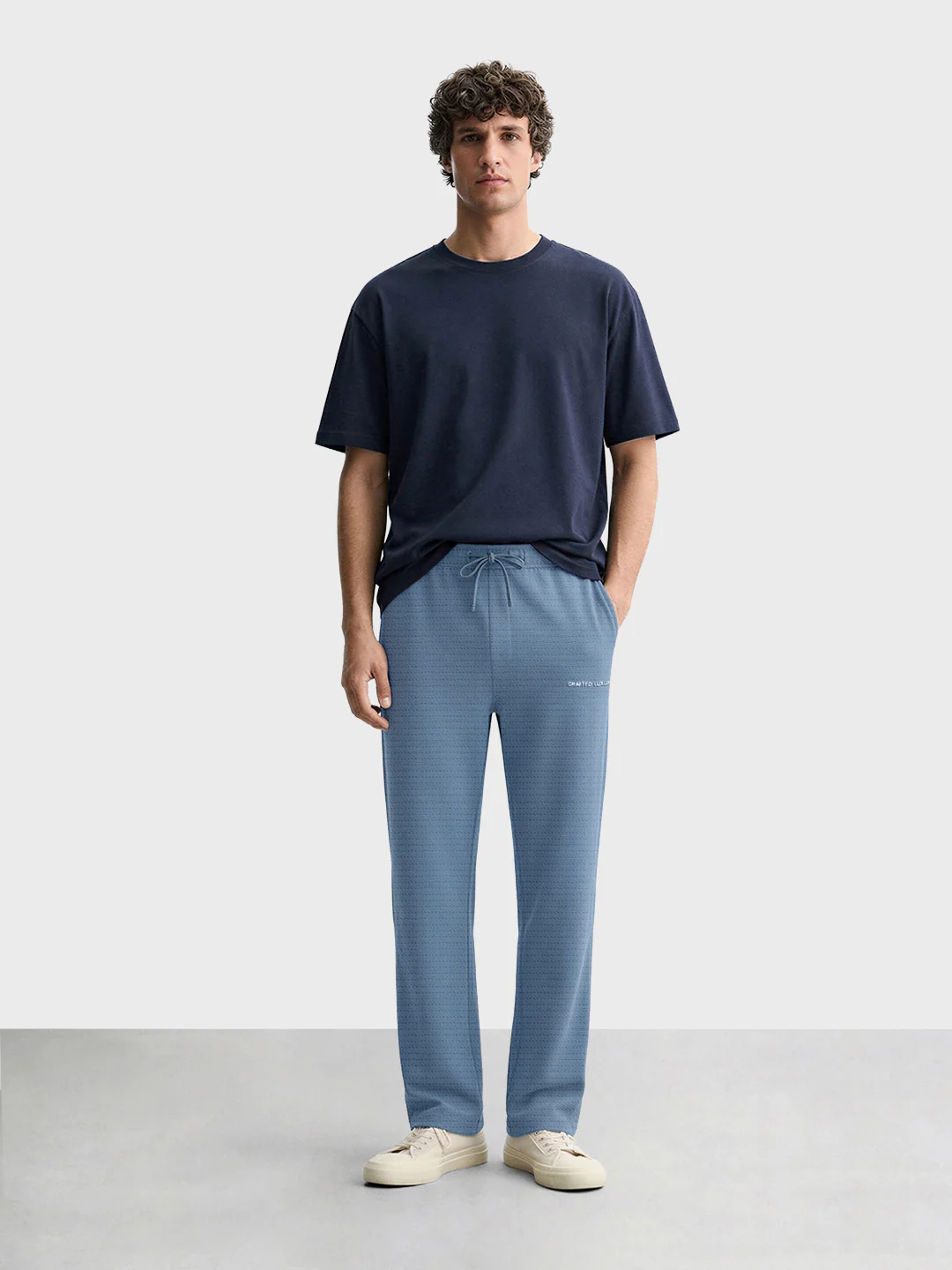 Men's Blue Relaxed Fit Textured Casual Joggers - Image 5