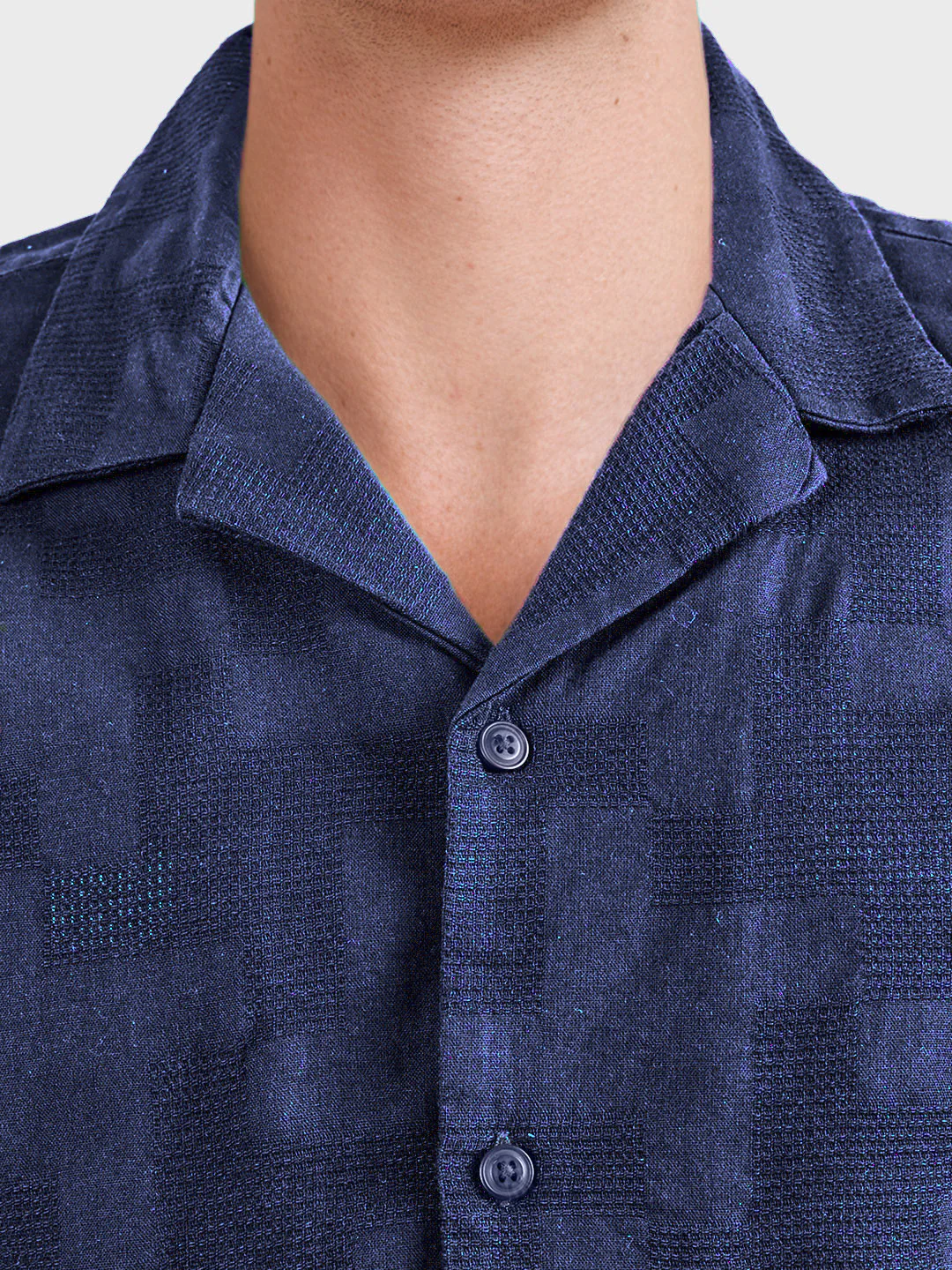 Men's Blue Relaxed Fit Solid Casual Shirt - Image 7