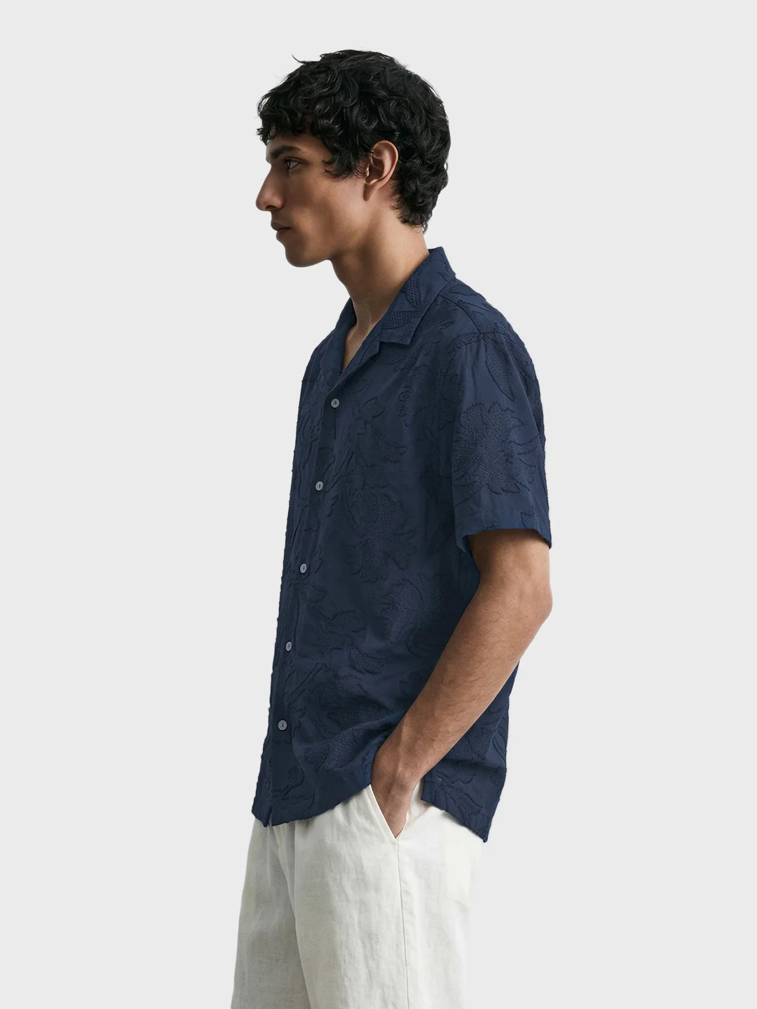 Men's Blue Relaxed Fit Solid Casual Shirt - Image 3