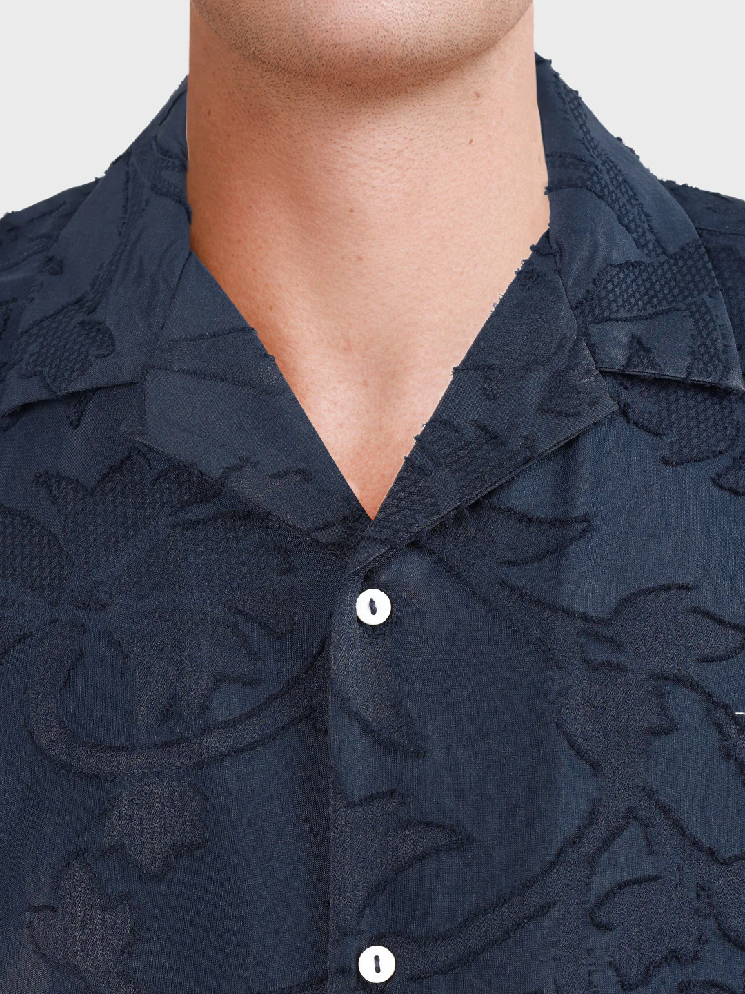 Men's Blue Relaxed Fit Solid Casual Shirt - Image 7