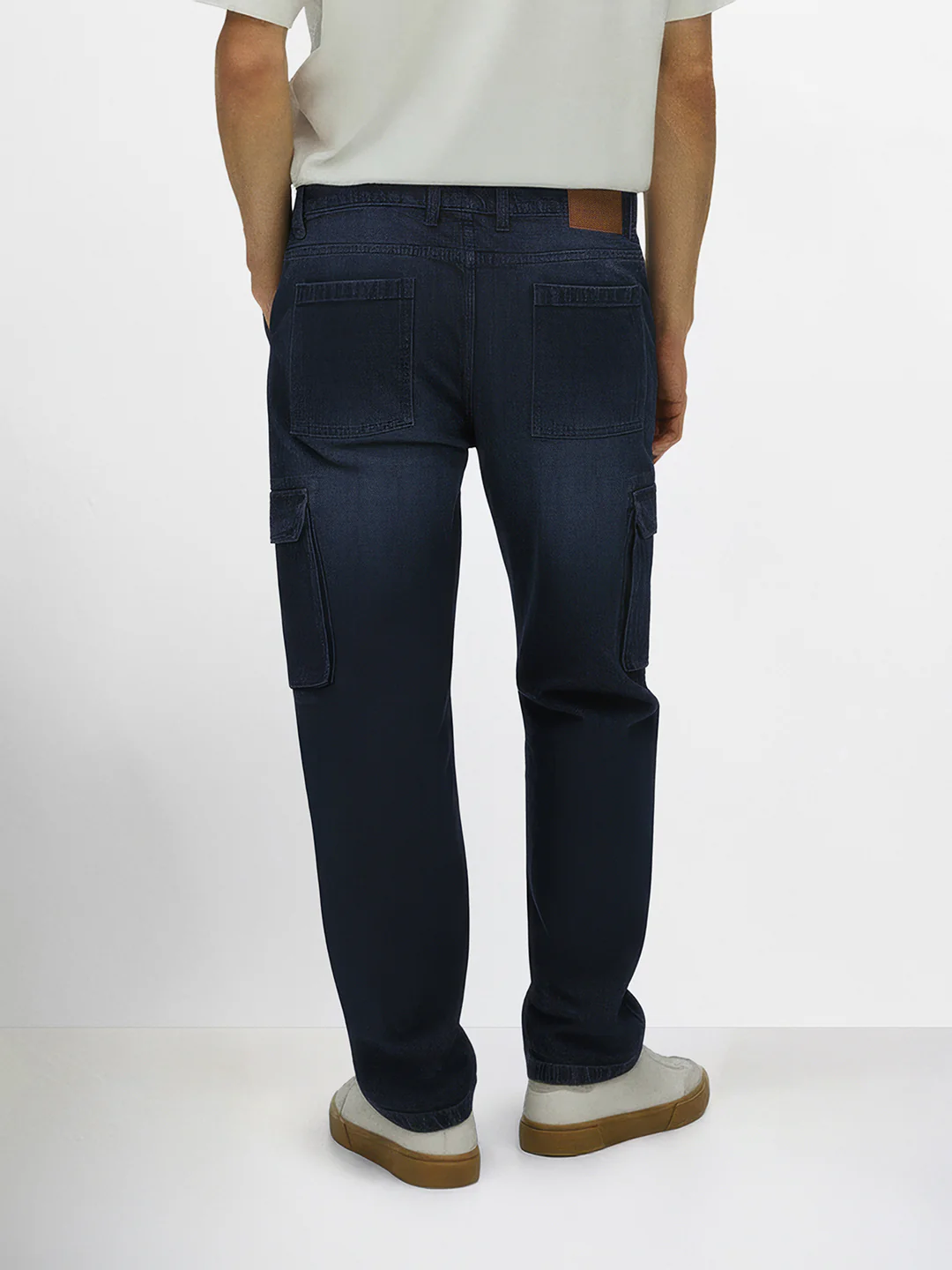Men's Blue Relaxed Fit The Eternity Series Solid Jeans - Image 2