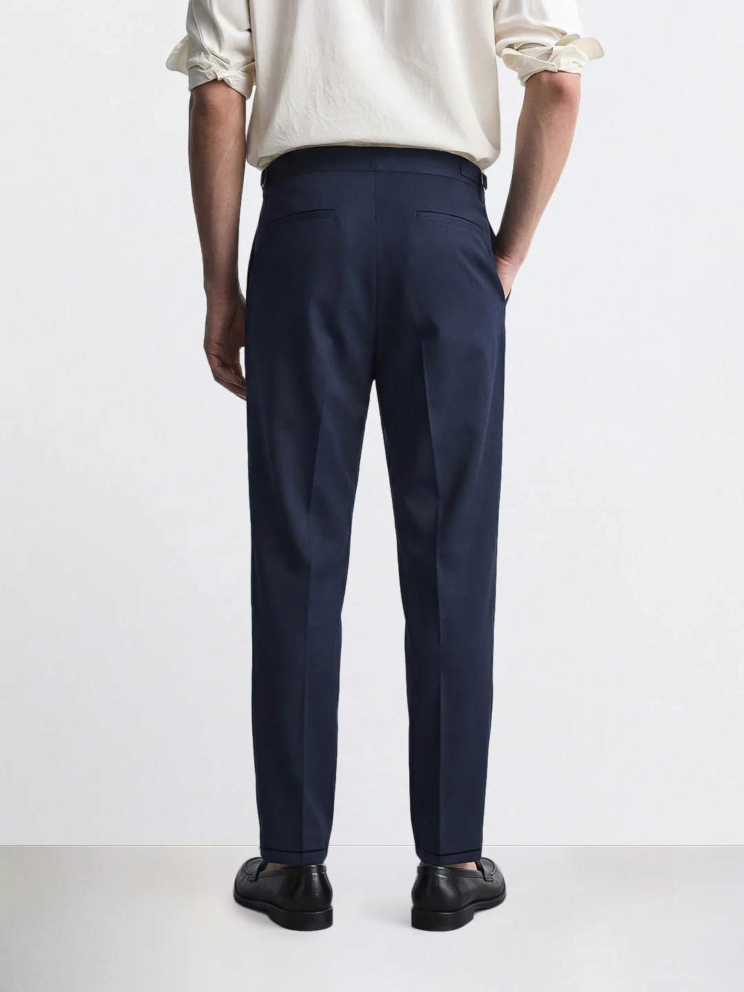 Men's Blue Relaxed Fit Utility Solid Trousers - Image 2