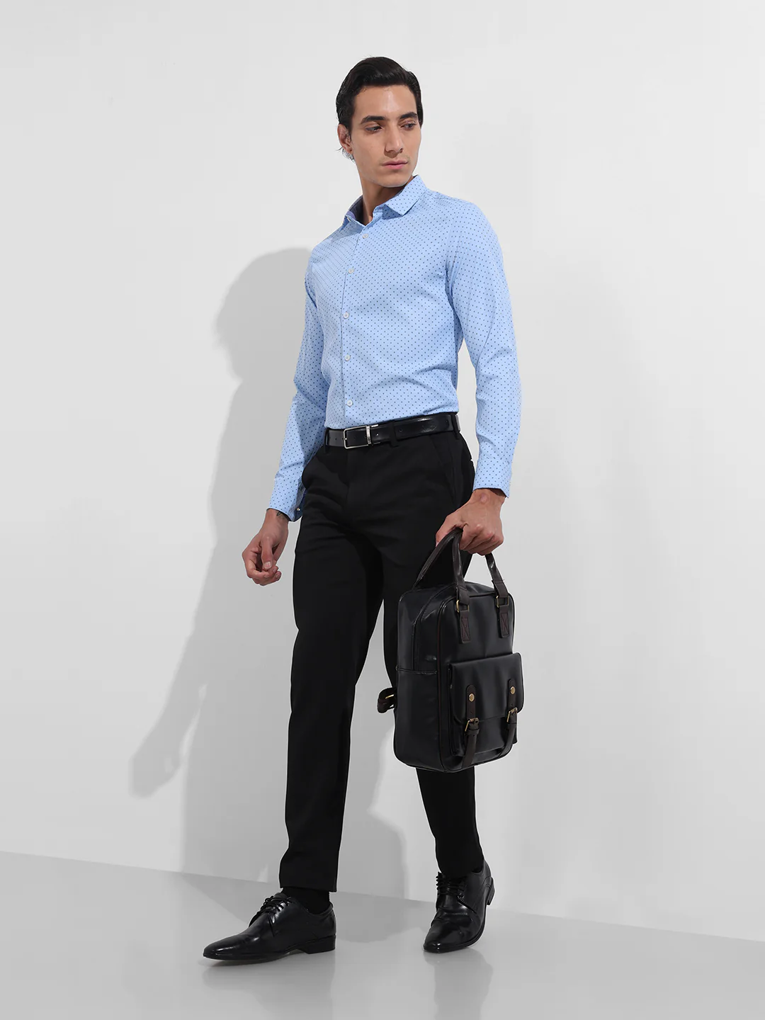 Men's Blue Slim Fit Ditsy Formal Shirt - Image 2
