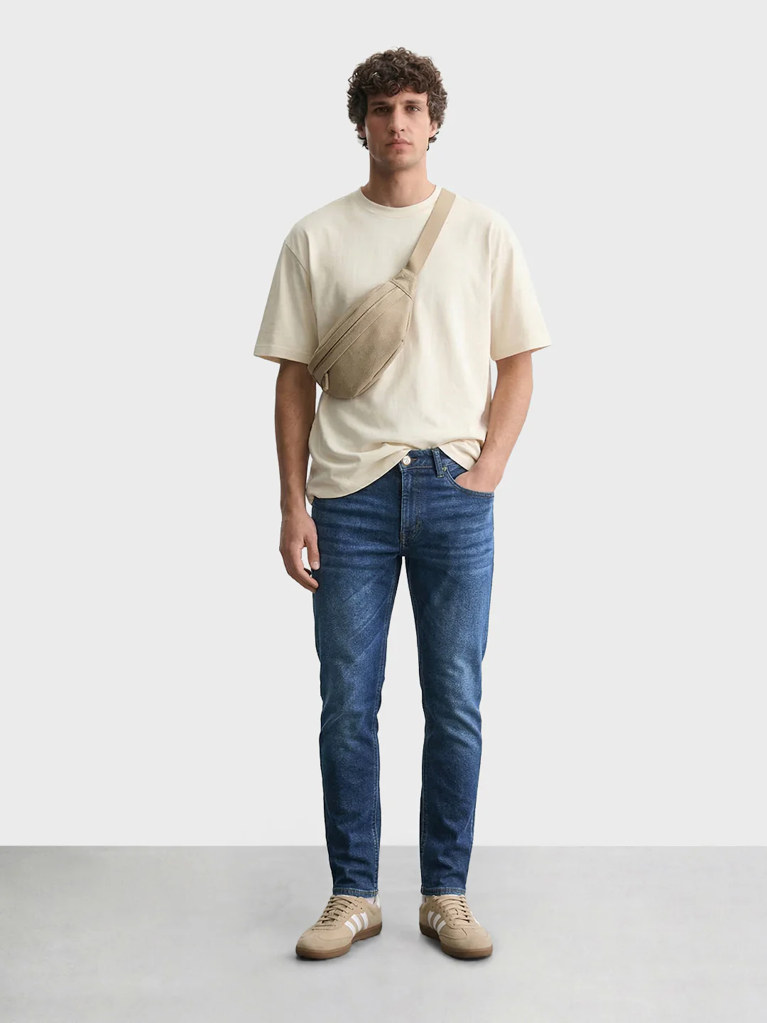 Men's Blue Slim Fit Solid Casual Jeans - Image 5