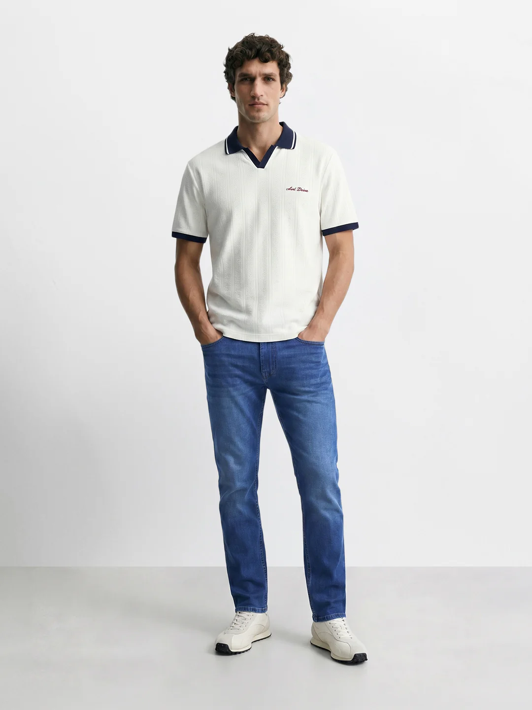 Men's Blue Slim Fit Solid Casual Jeans - Image 5