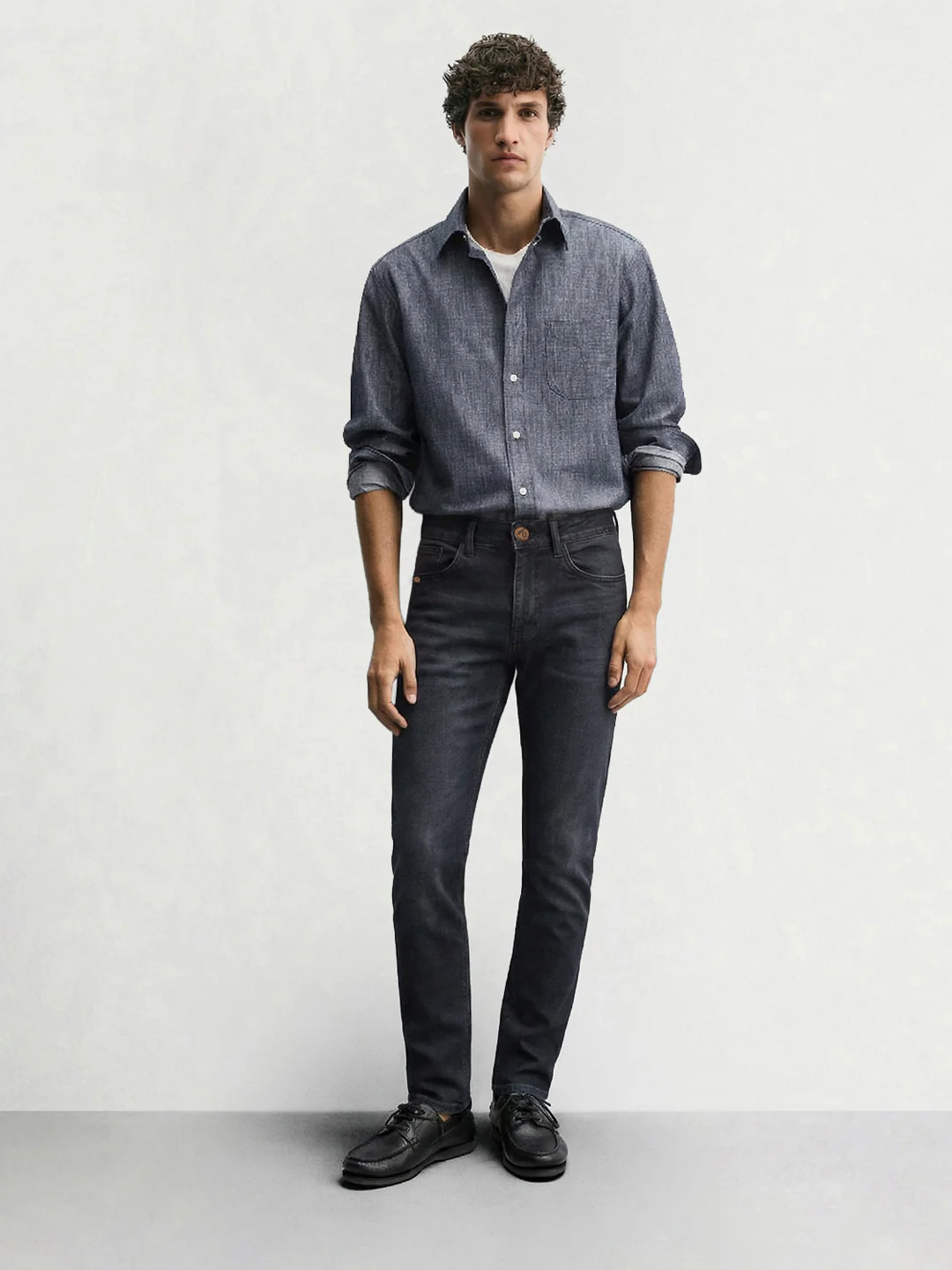 Men's Blue Slim Fit Solid Casual Jeans - Image 4