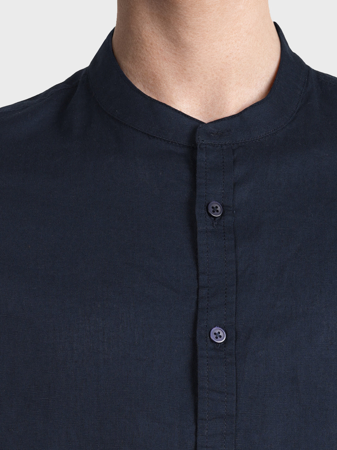 Men's Blue Slim Fit Solid Casual Shirts - Image 7