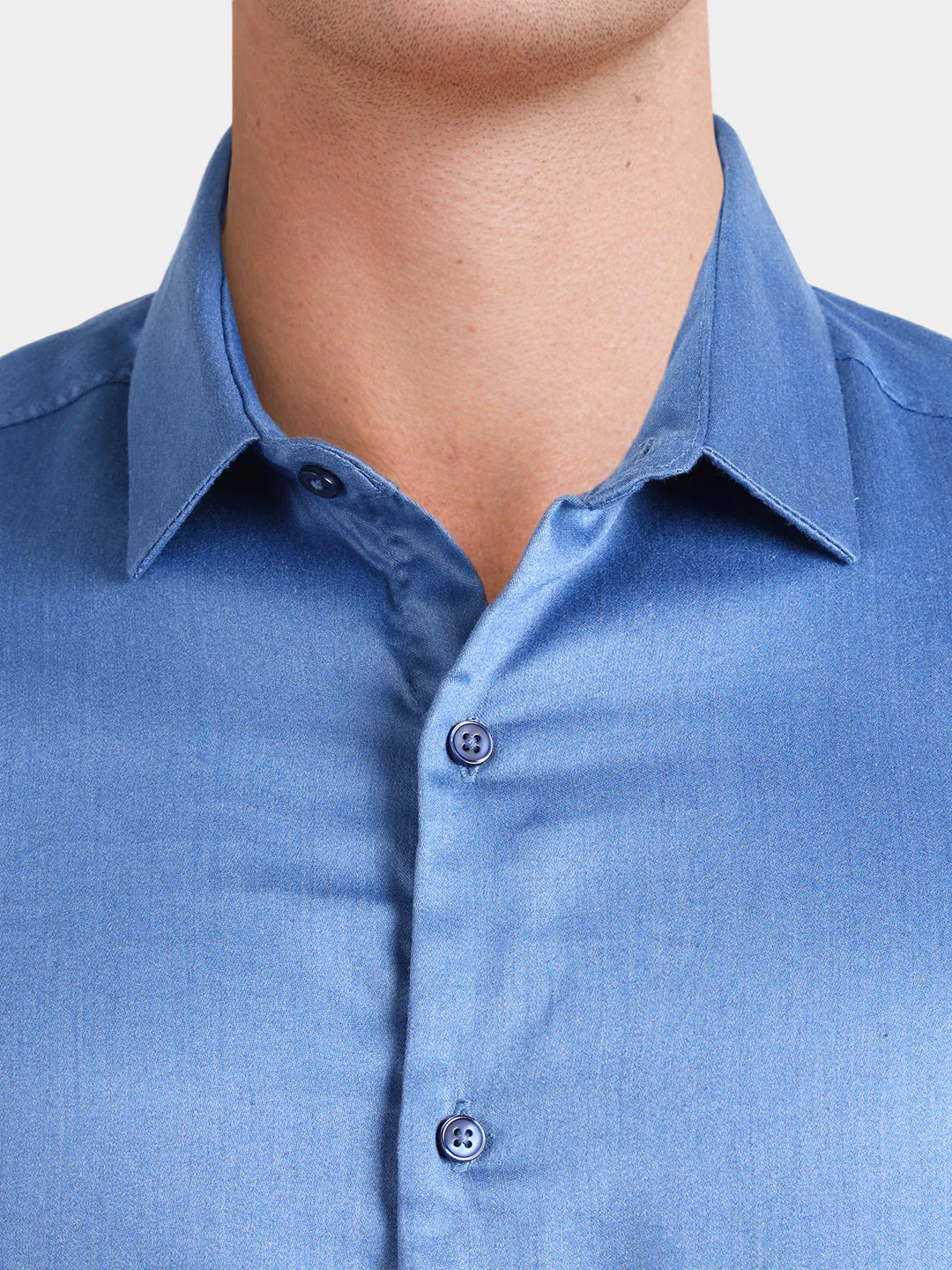 Men's Blue Slim Fit Solid Casual Shirts - Image 3