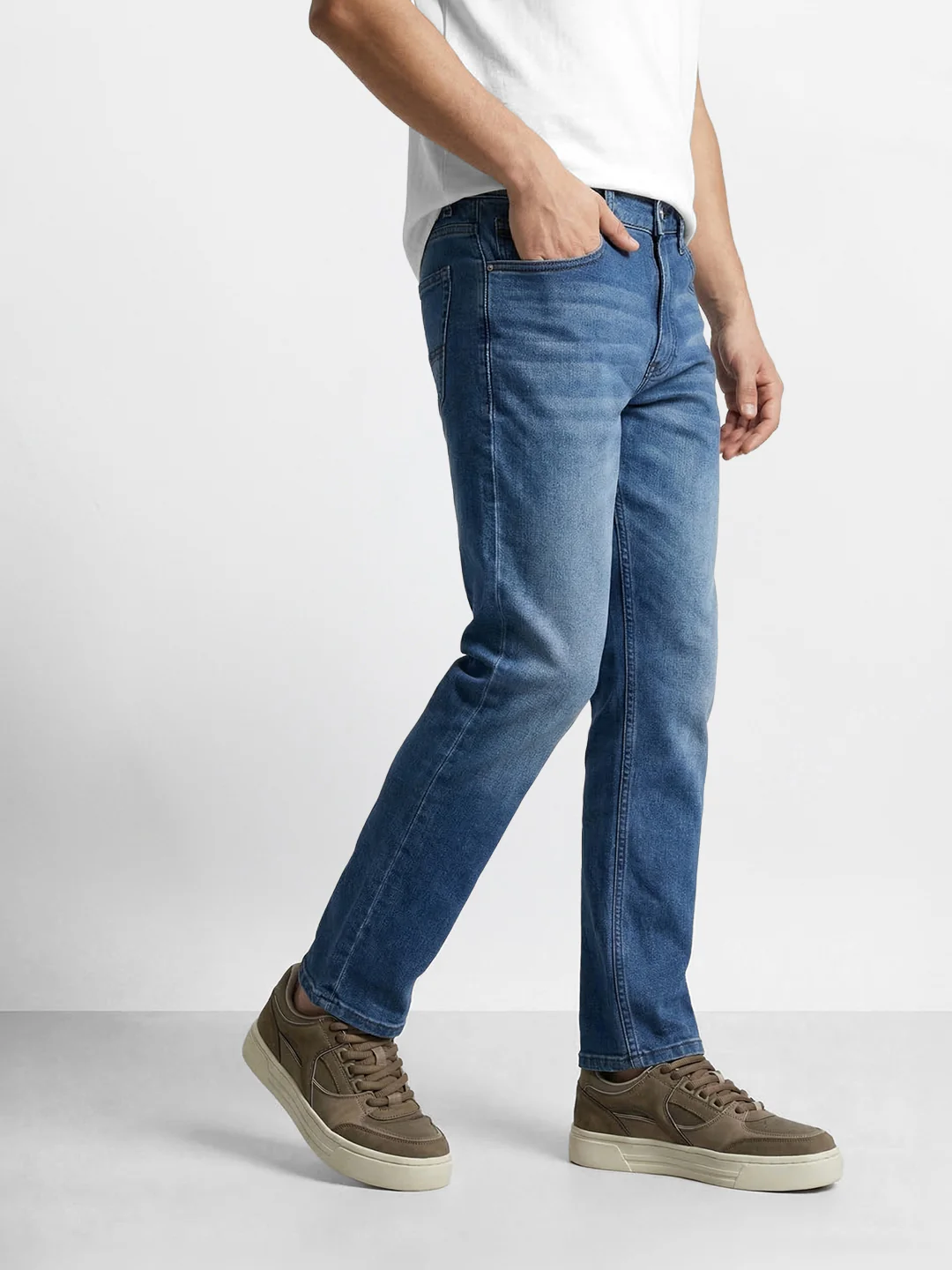 Men's Blue Slim Fit Solid Street Jeans - Image 3