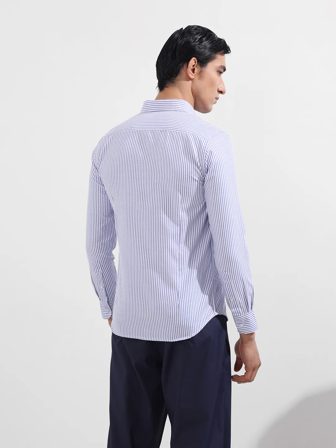Men's Blue Slim Fit Vertical Stripes Formal Shirt - Image 5