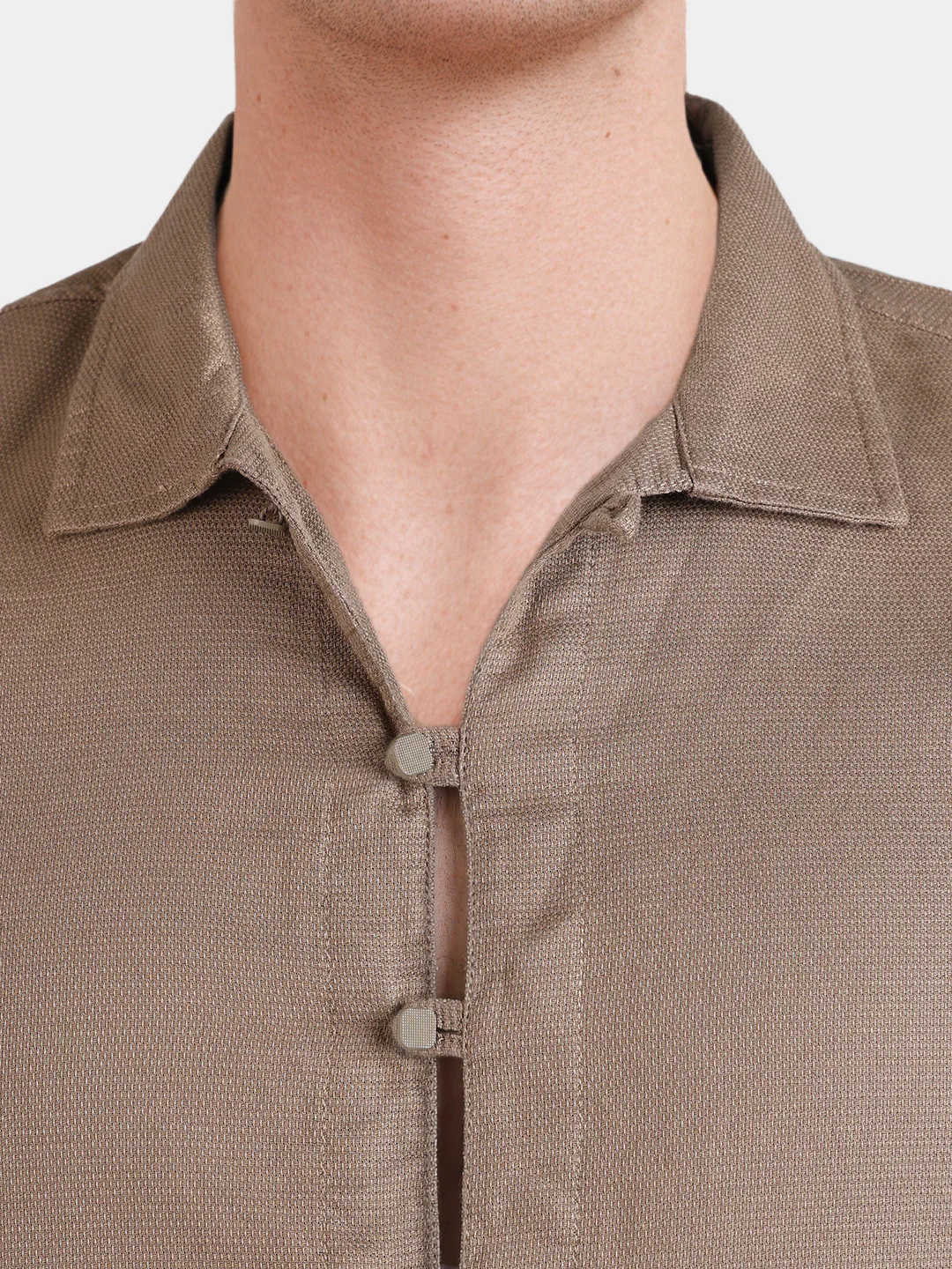 Men's Brown Regular Fit Solid Casual Shirts - Image 3