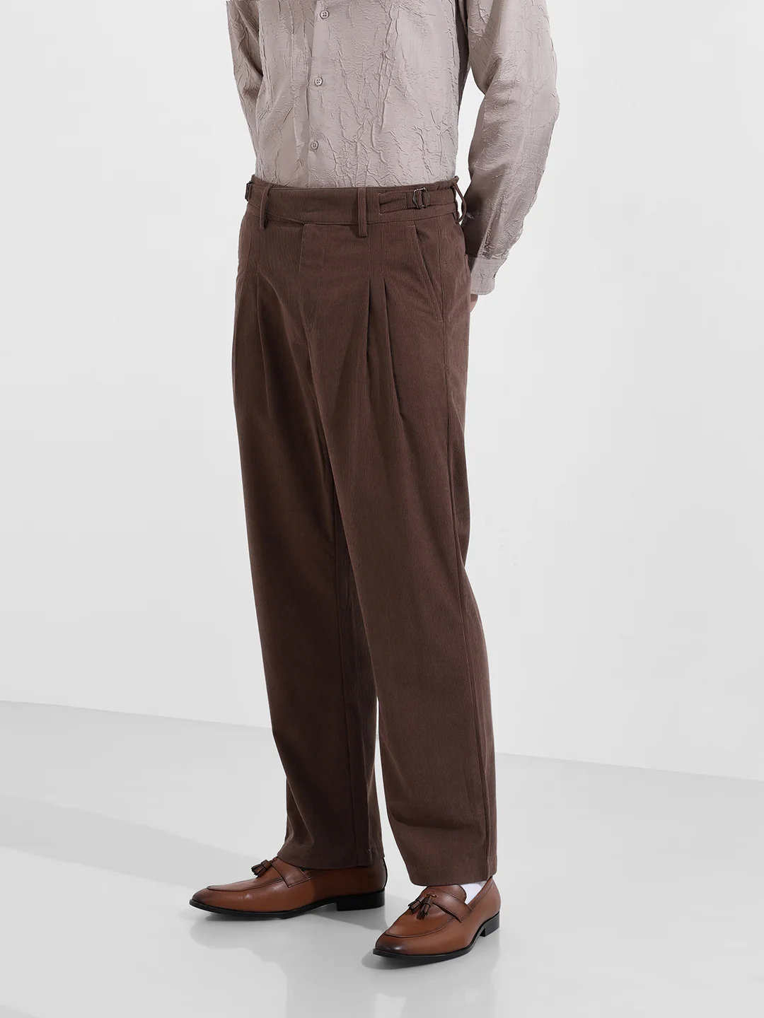Men's Brown Relaxed Fit Textured Casual Trousers - Image 3