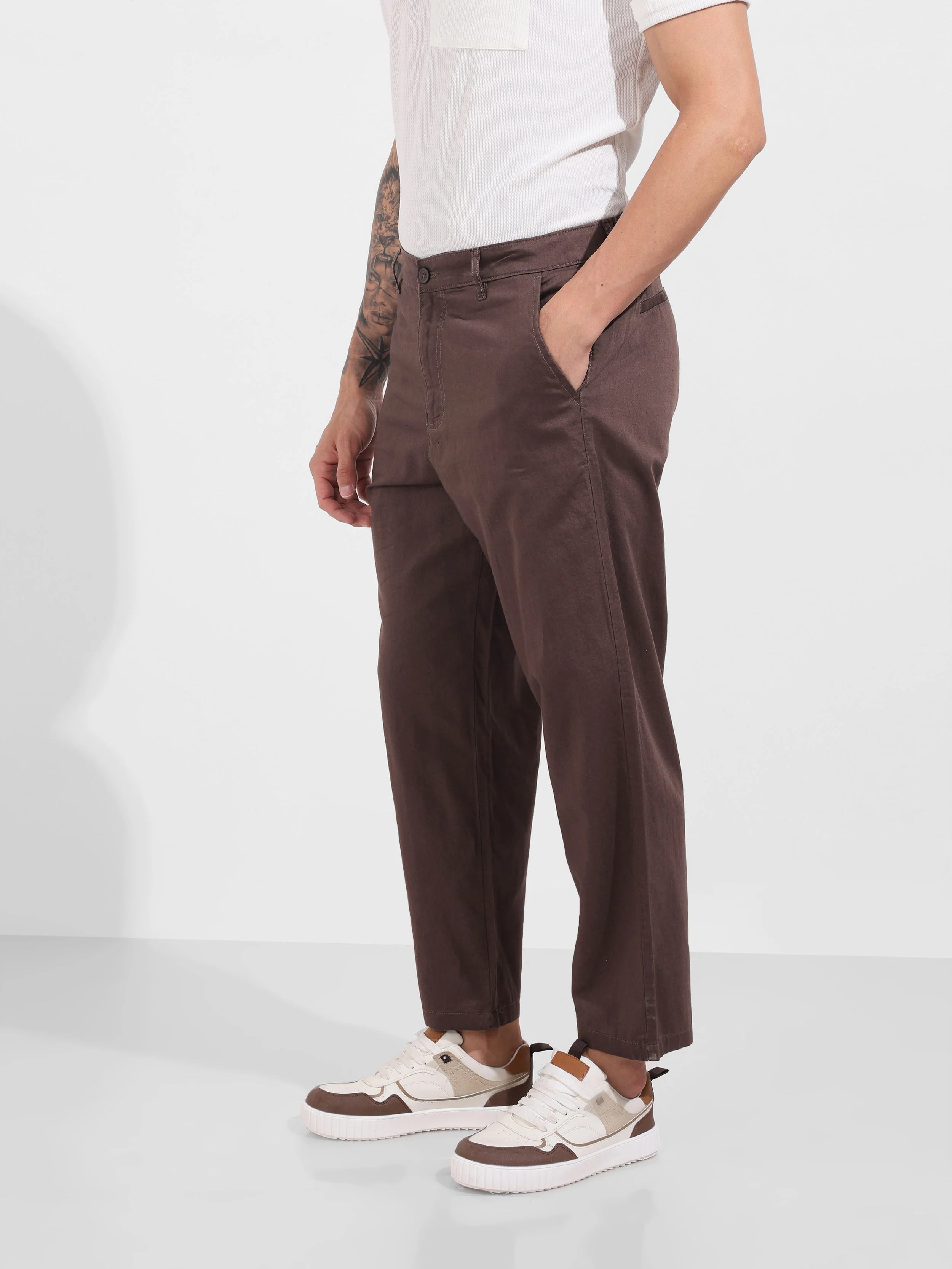 Men's Brown Relaxed Fit Solid Casual Trousers - Image 3