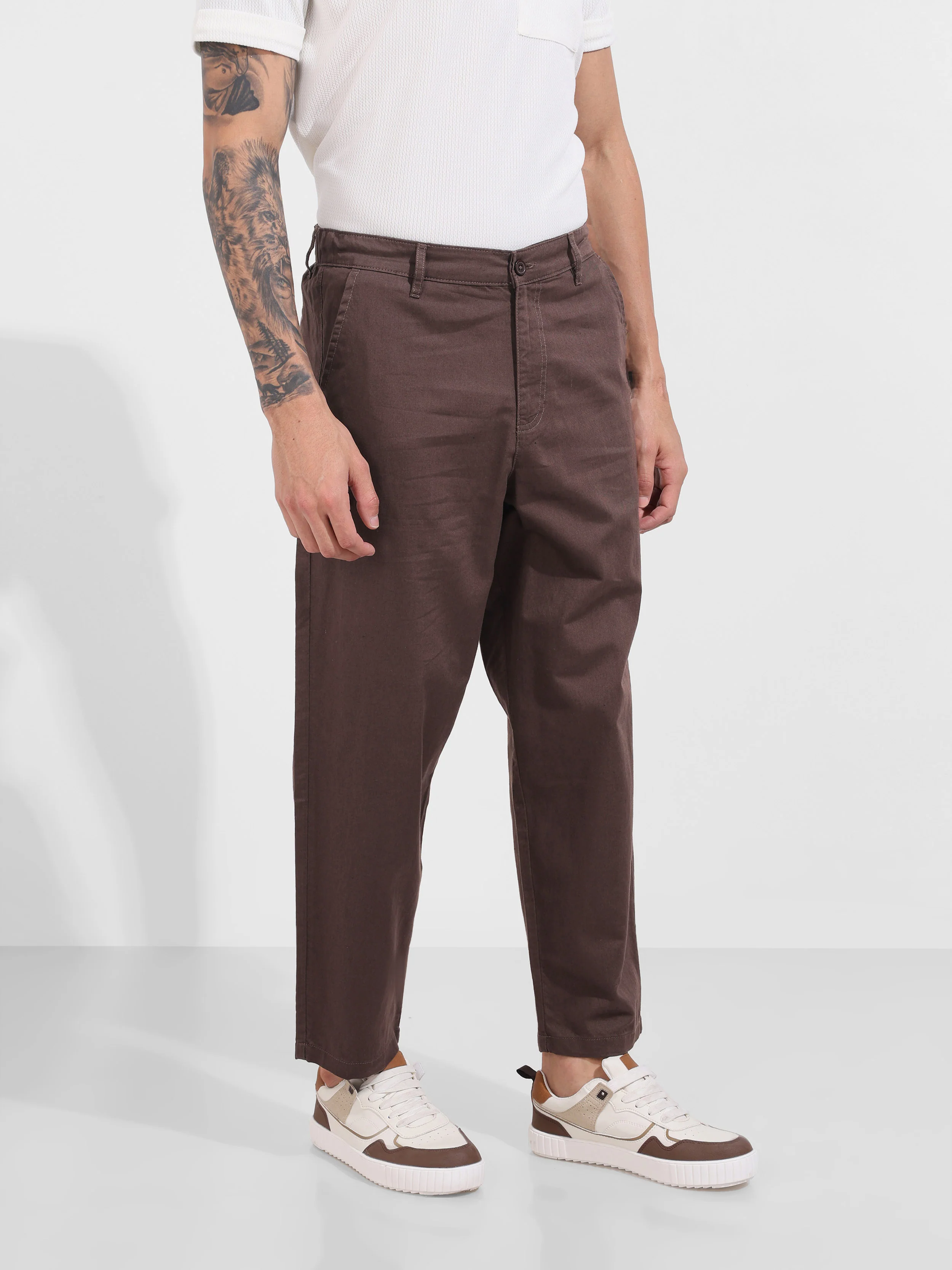 Men's Brown Relaxed Fit Solid Casual Trousers - Image 4