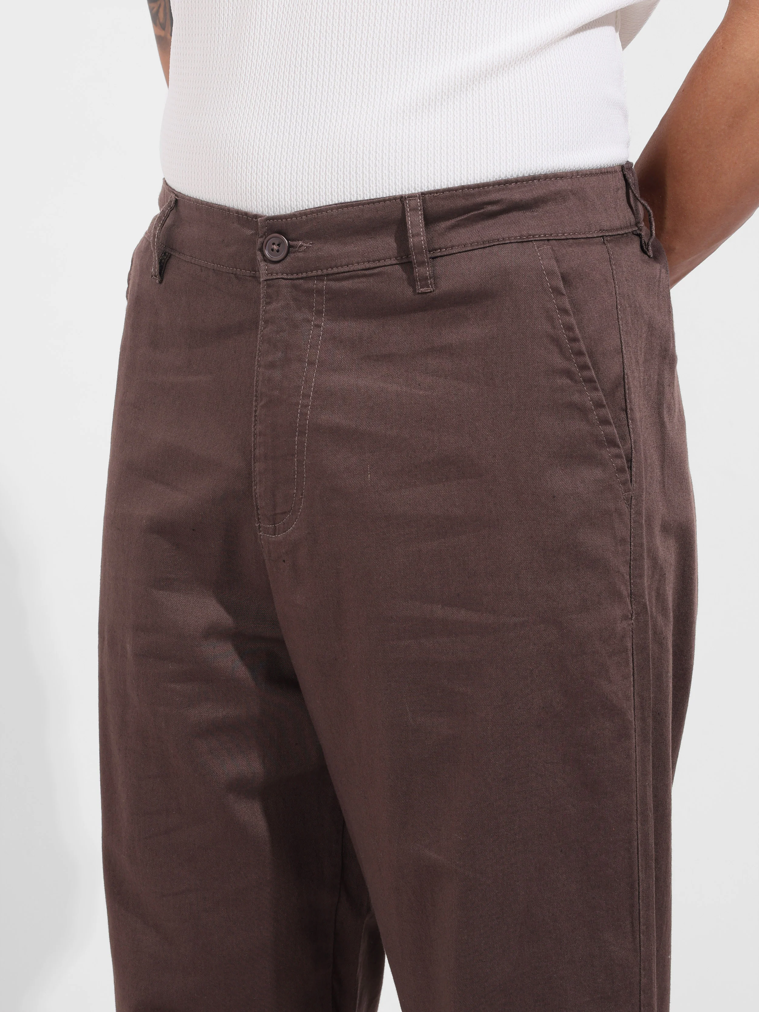 Men's Brown Relaxed Fit Solid Casual Trousers - Image 5
