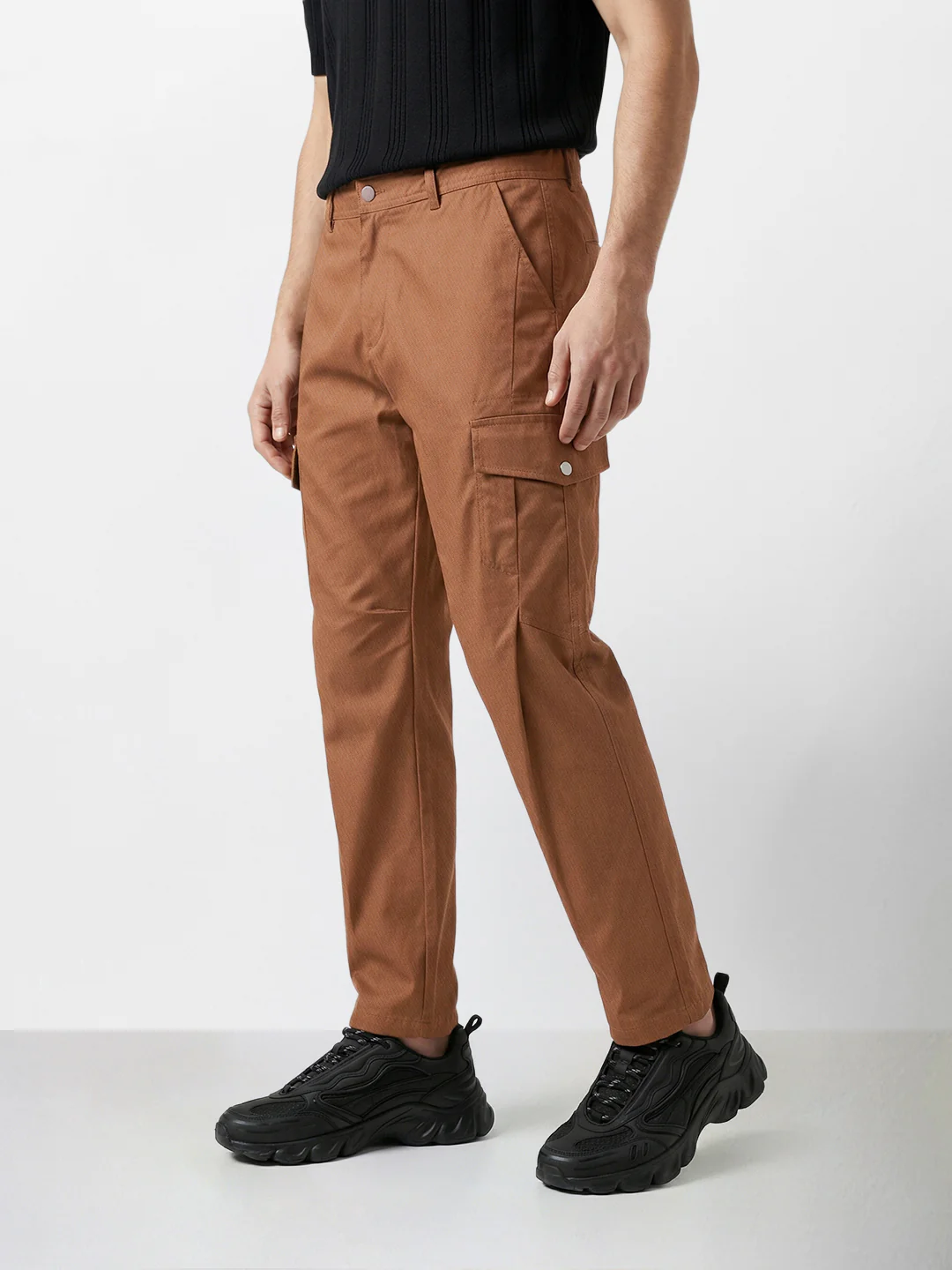 Men's Brown Relaxed Fit Solid Utility Joggers - Image 3