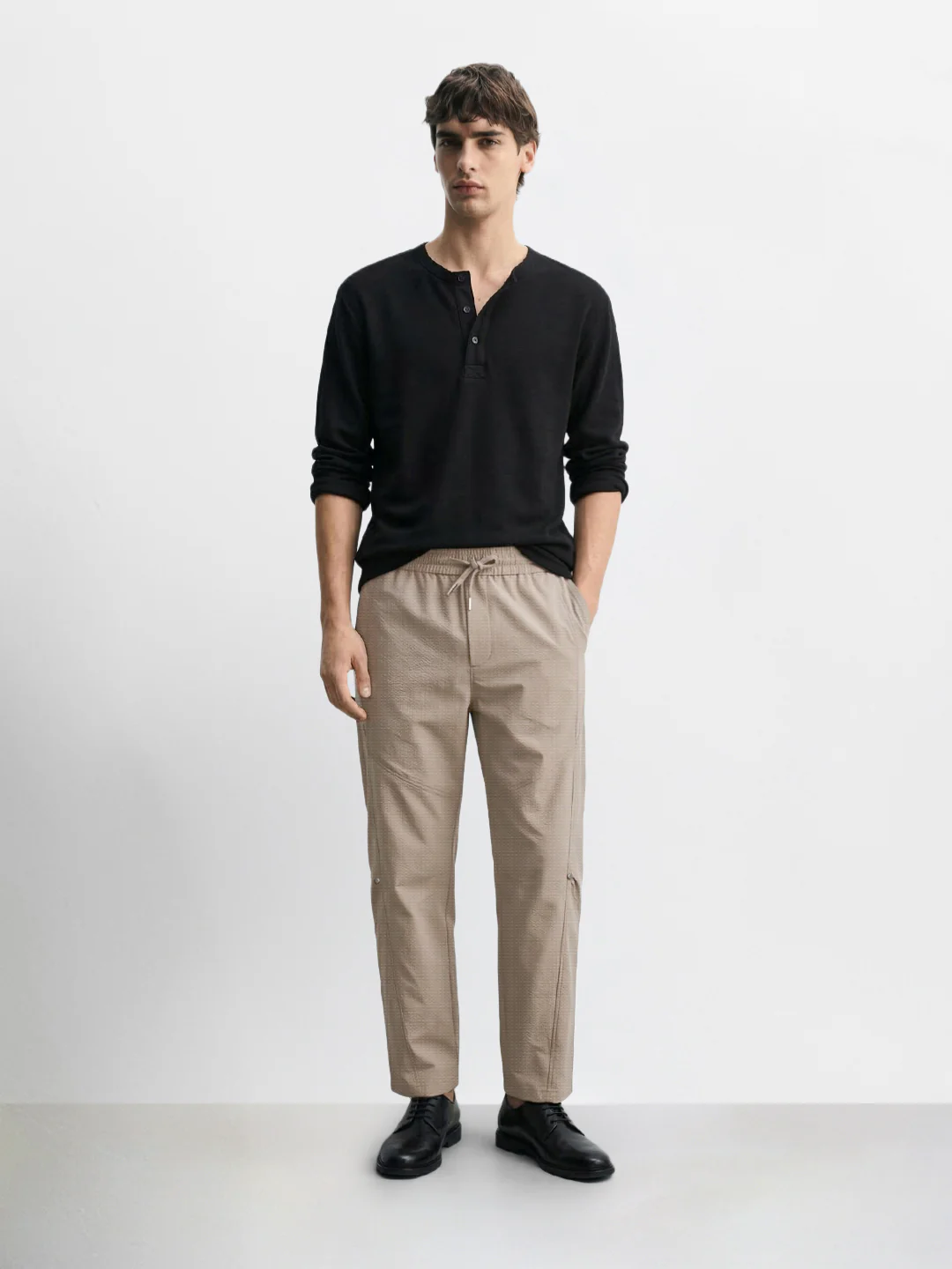 Men's Brown Relaxed Fit Solid Utility Joggers - Image 4