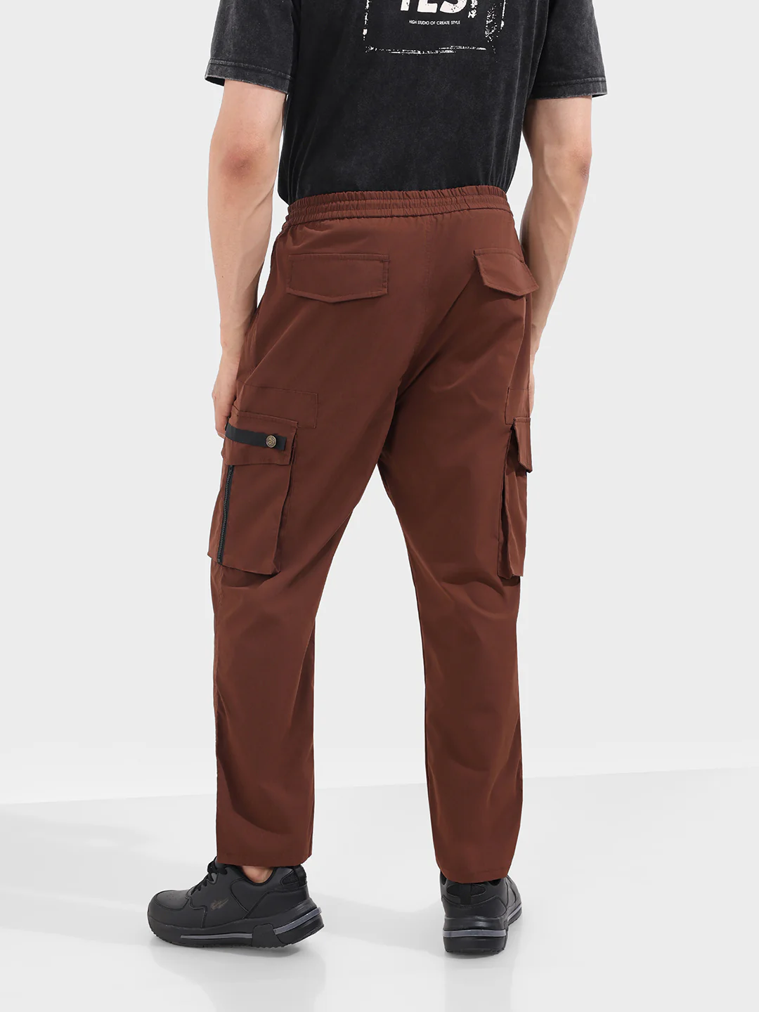 Men's Brown Relaxed Fit Textured Utility Joggers - Image 5