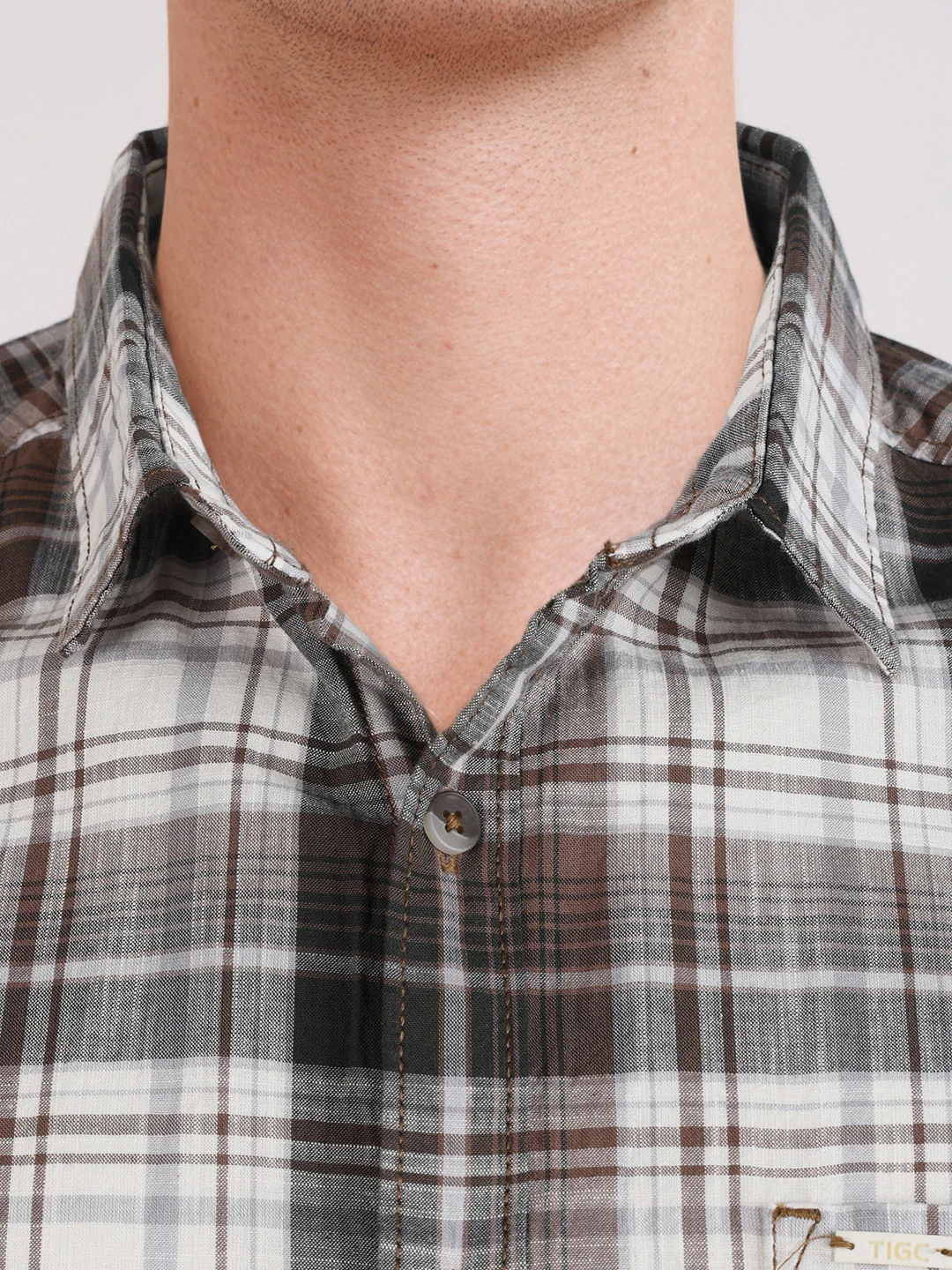 Men's Brown Slim Fit Checkered Casual Shirt - Image 3