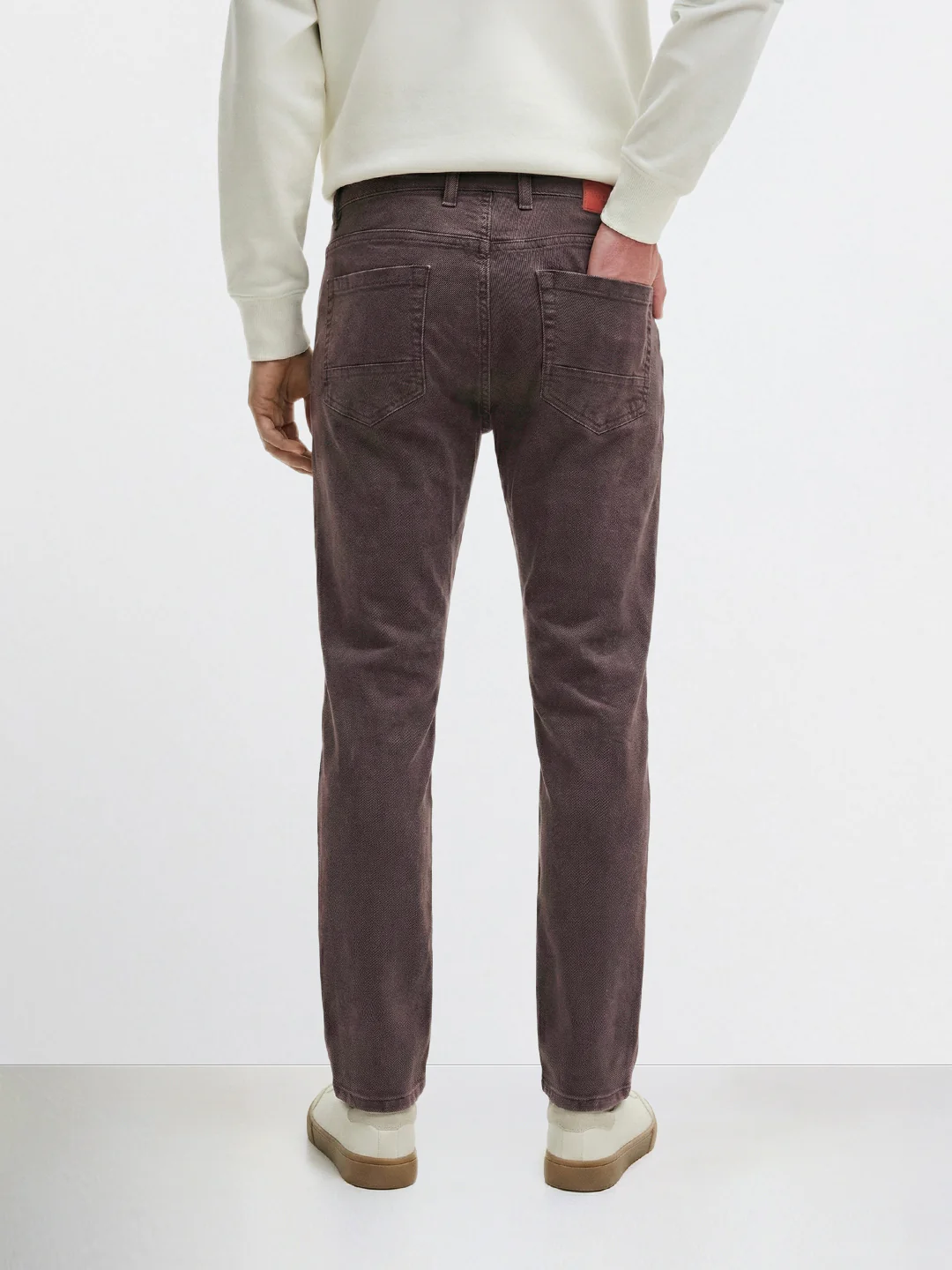 Men's Brown Slim Fit Solid Casual Jeans - Image 2