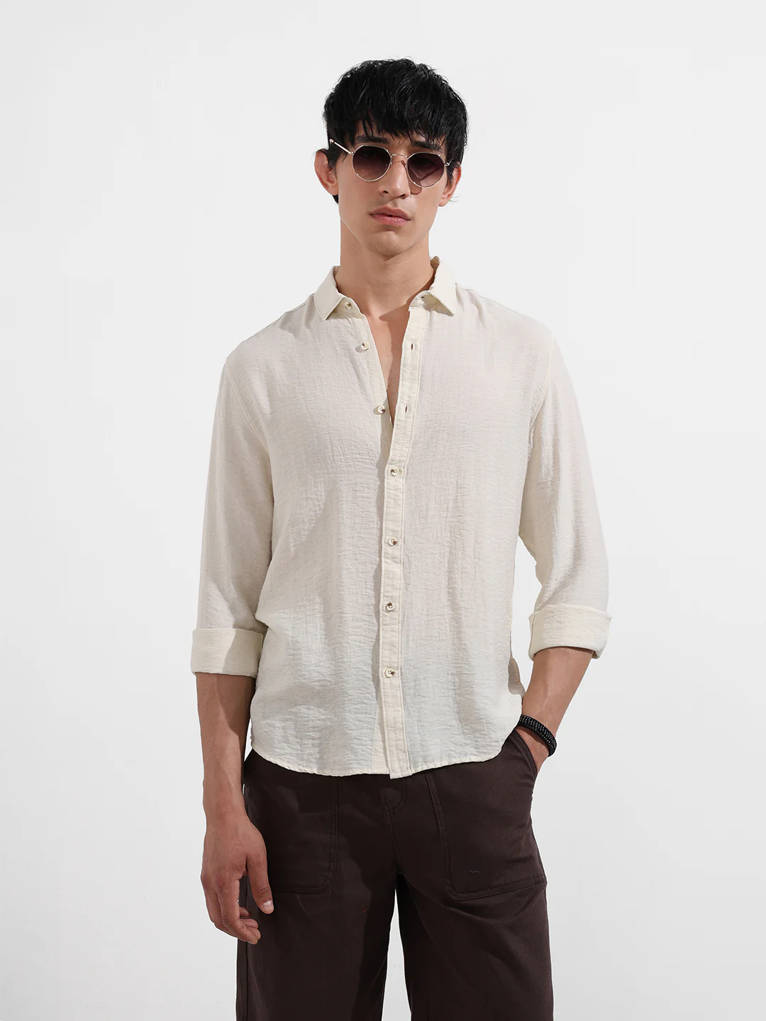 Men's Cream Regular Fit Casual Solid Shirt - Image 2