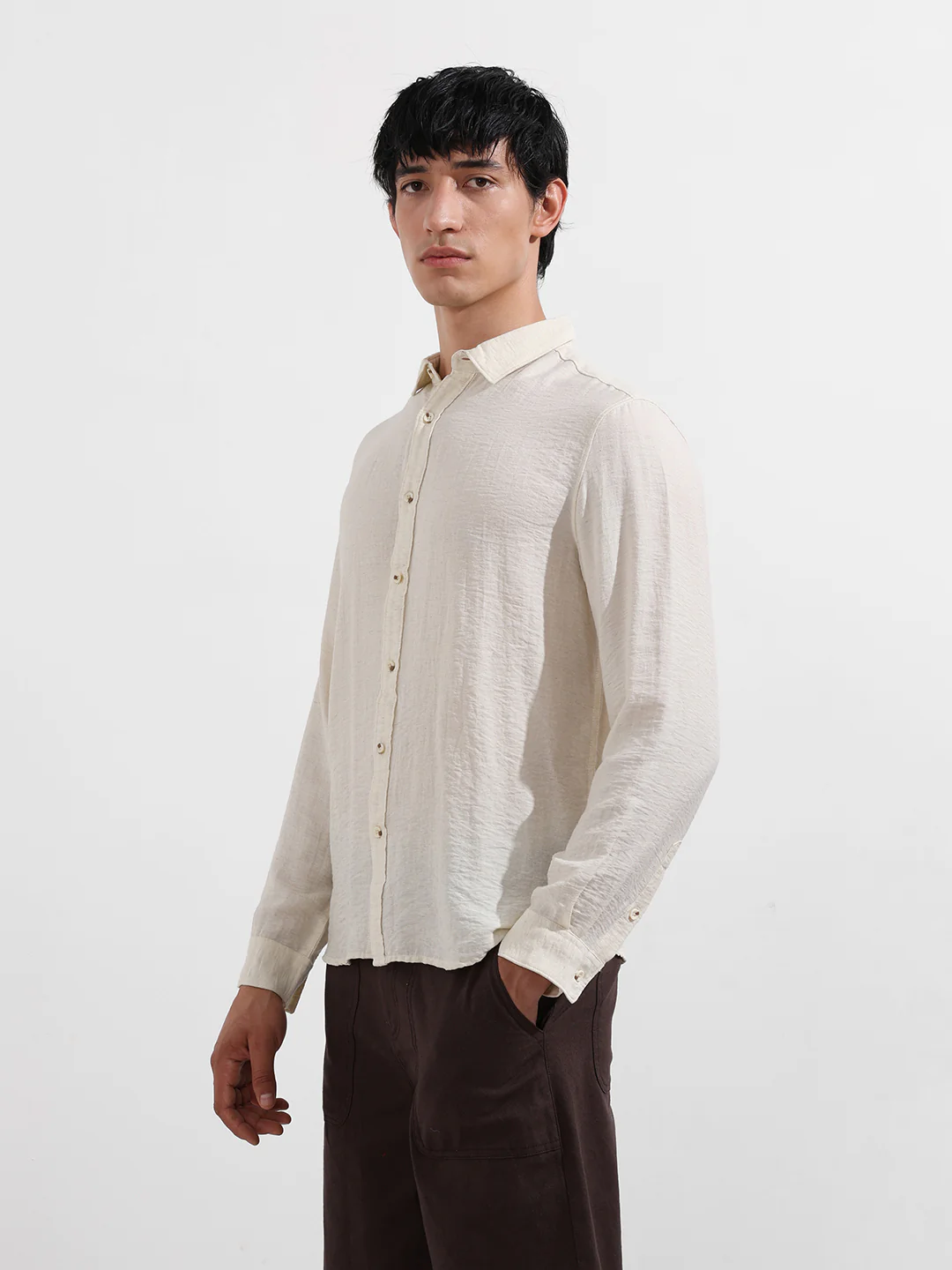 Men's Cream Regular Fit Casual Solid Shirt - Image 5