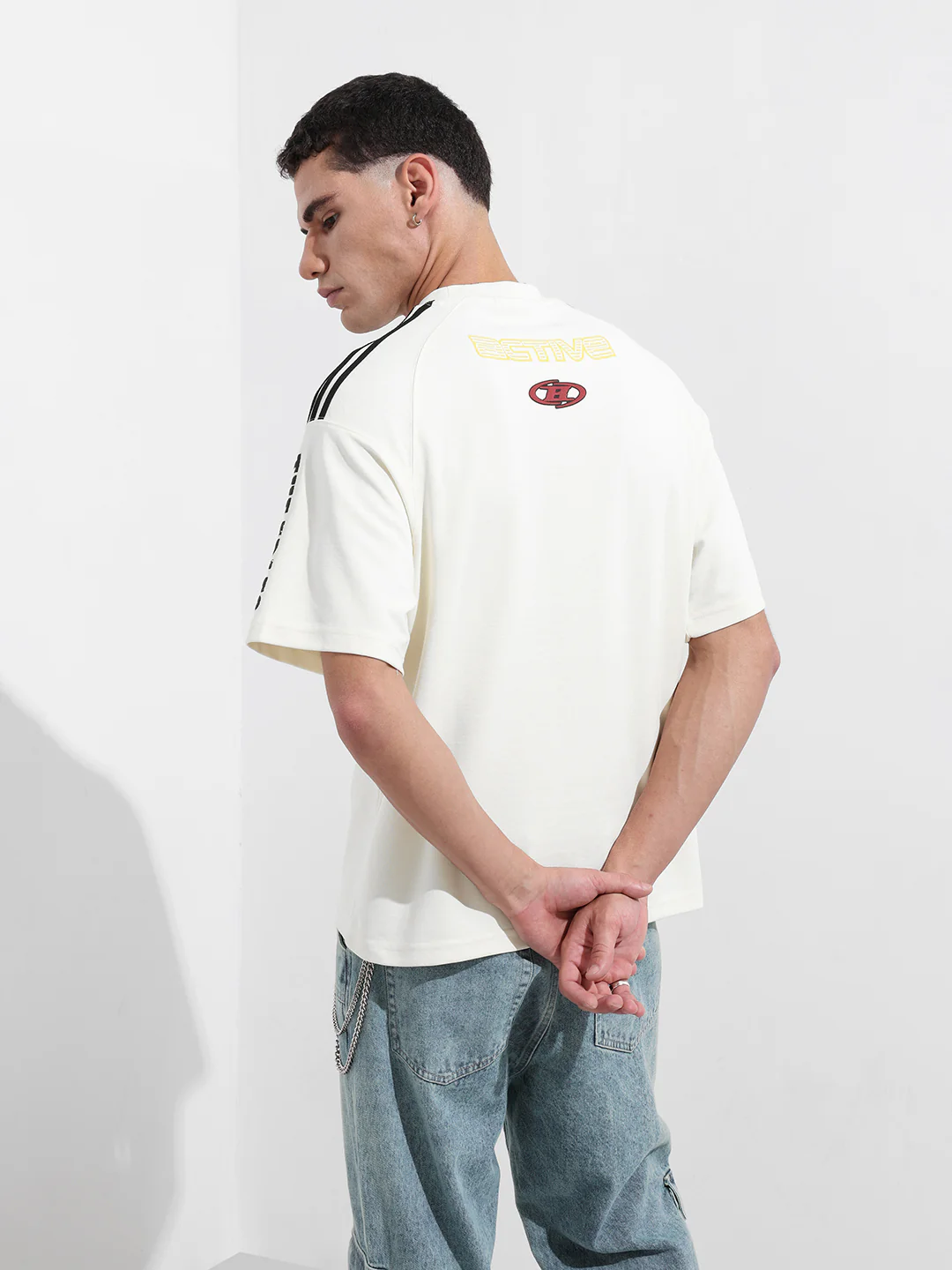 Men's Cream Relaxed Fit Graphic Printed 240 GSM Street Wear T-Shirt - Image 7