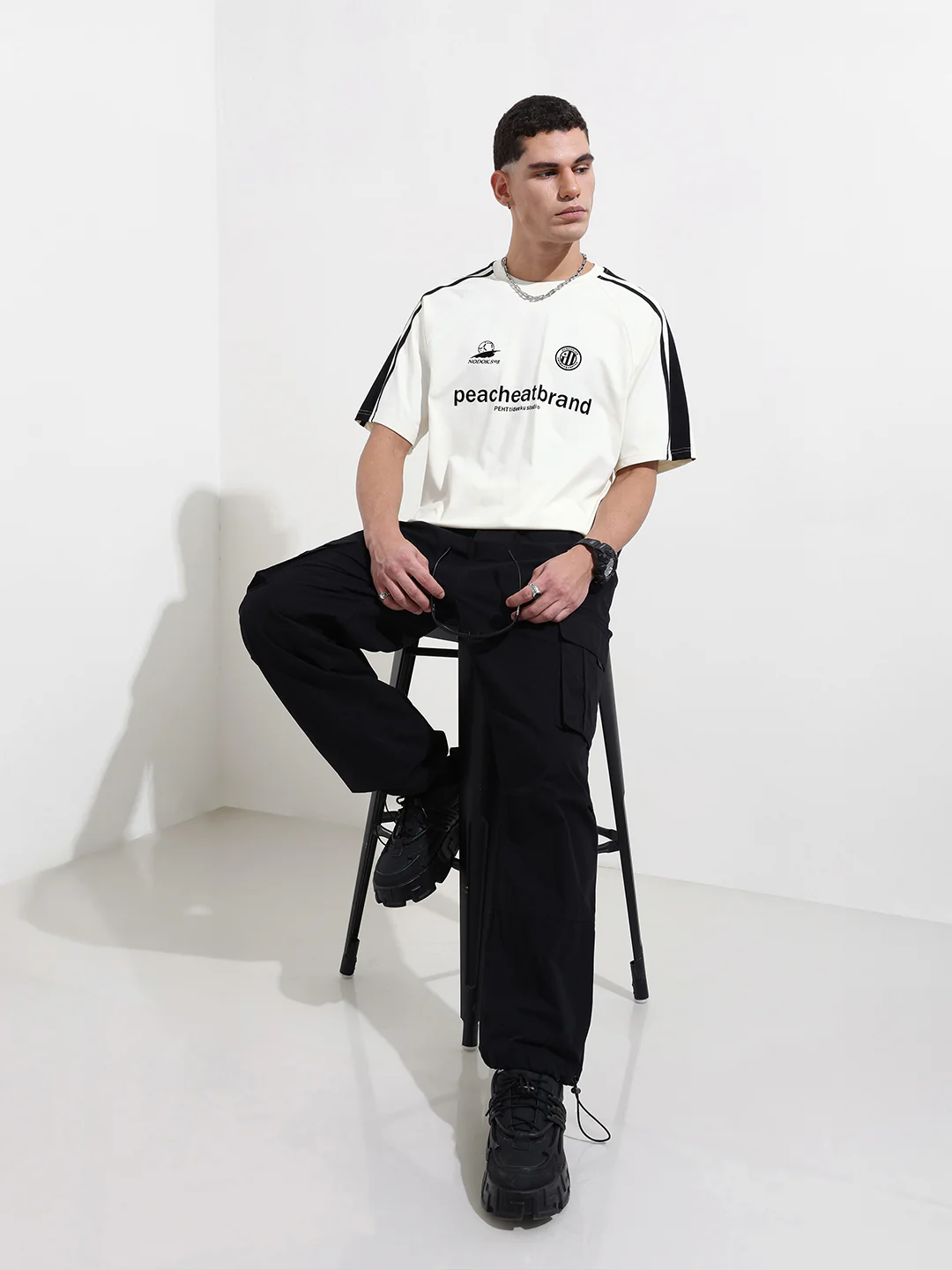 Men's Cream Relaxed Fit Graphic Printed 240 GSM Street Wear T-Shirt - Image 5