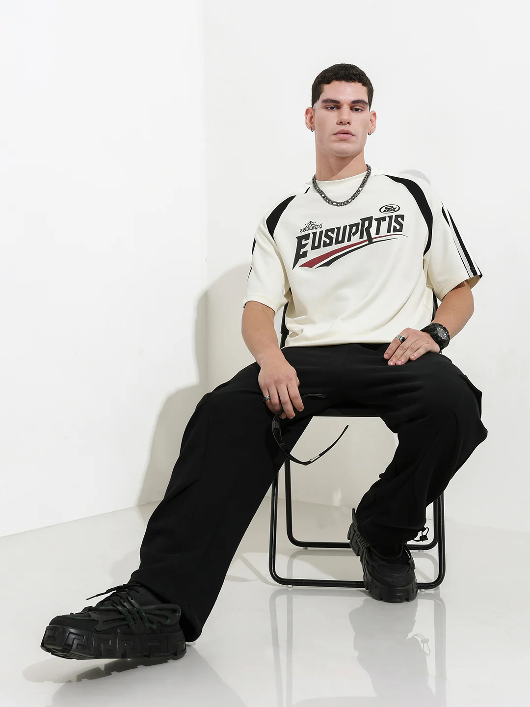 Men's Cream Relaxed Fit Graphic Printed 240 GSM Street Wear T-Shirt - Image 5