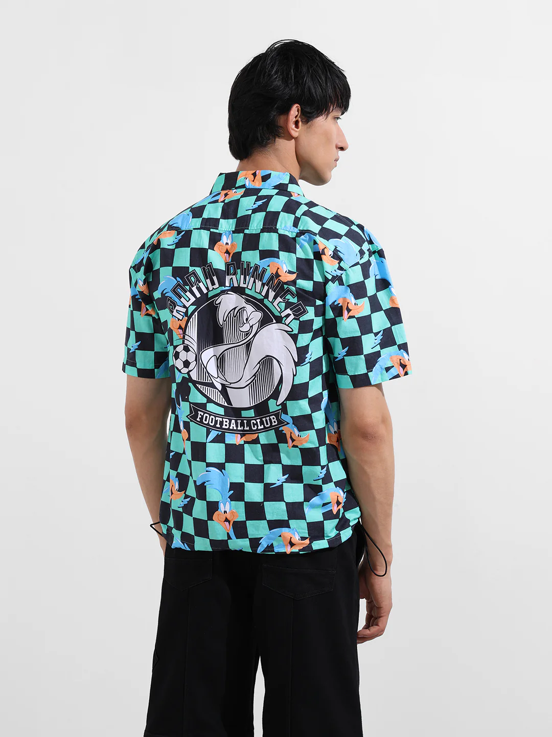 Men's Green Boxy Fit Looney Tunes Character Shirt - Image 5