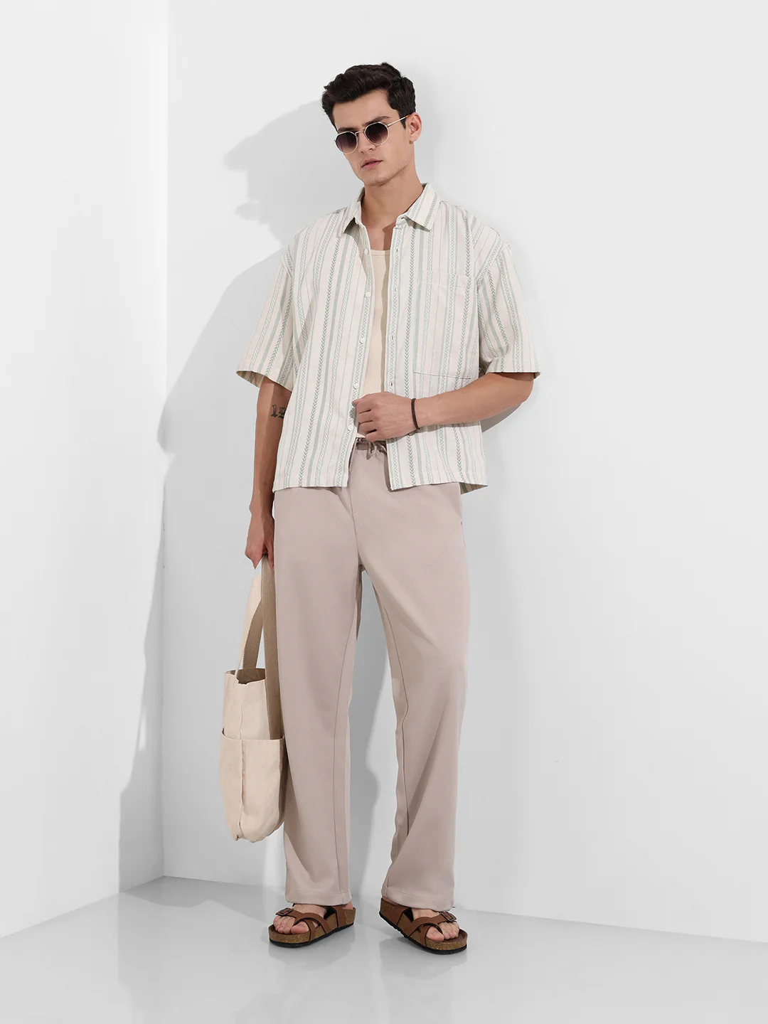 Men's Green Boxy Fit Resort Wear Textured Shirt - Image 3