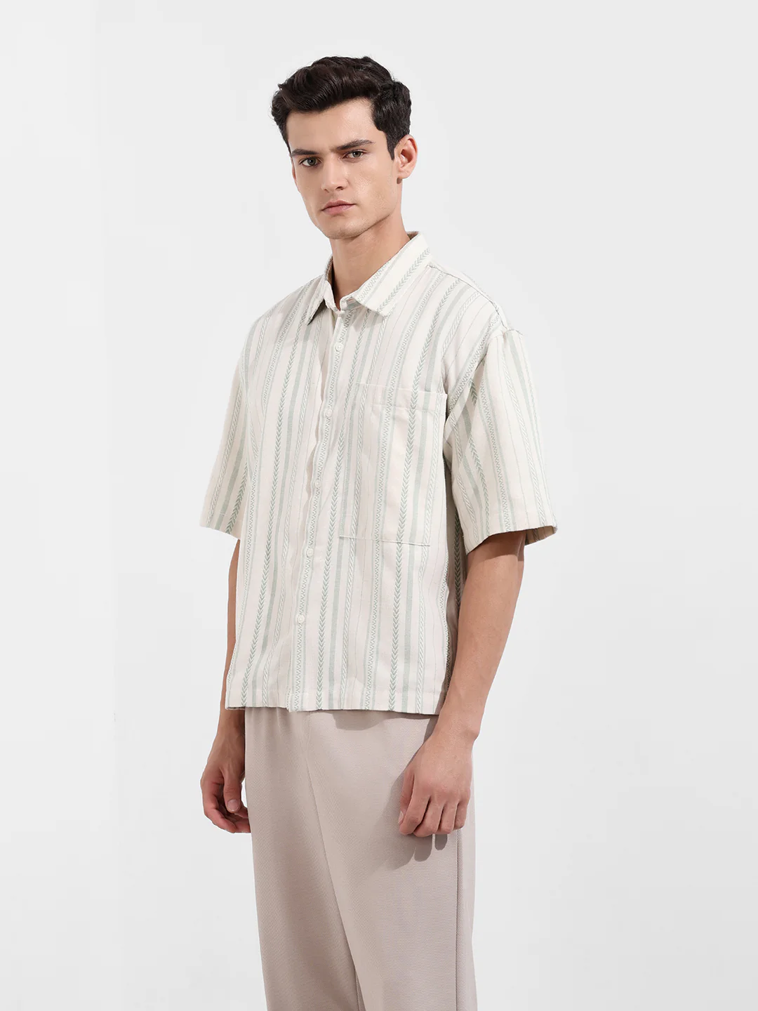 Men's Green Boxy Fit Resort Wear Textured Shirt - Image 4