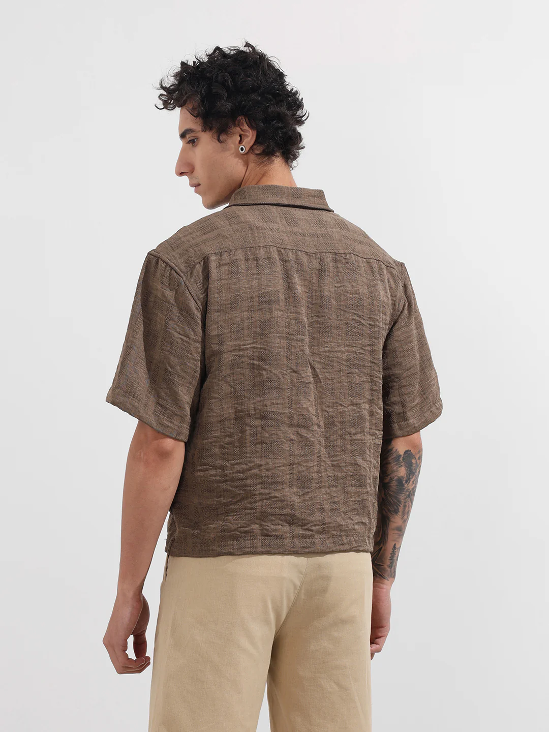 Men's Green Boxy Fit Textured Resort Wear Shirt - Image 5