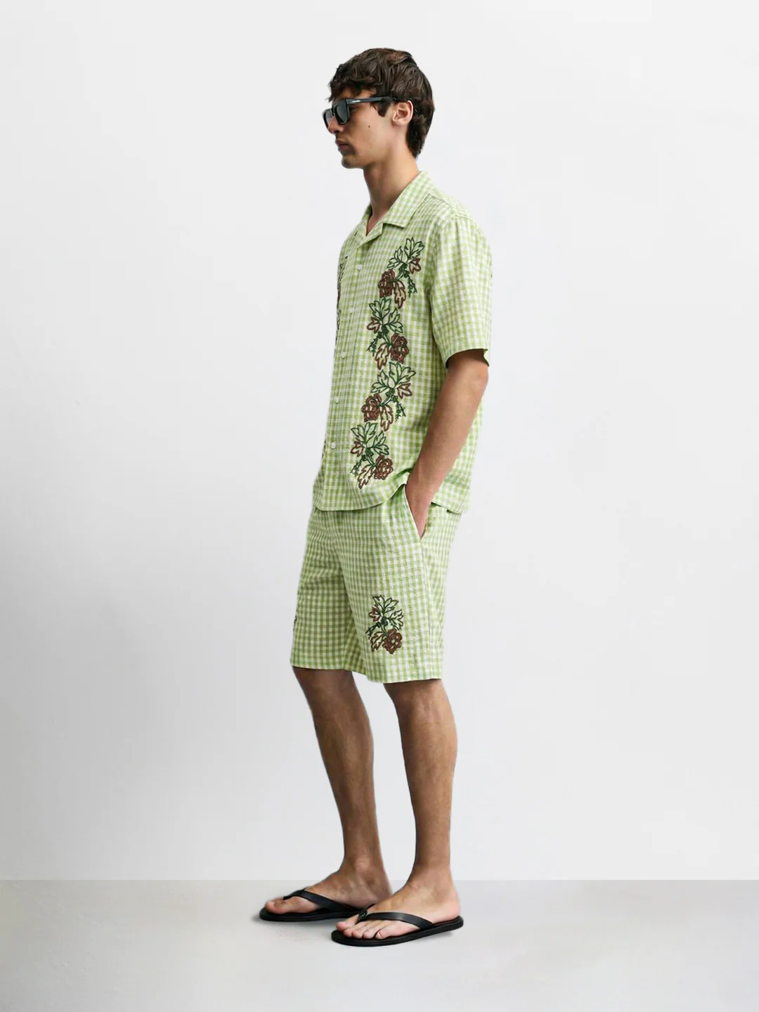 Men's Green Oversized Fit Embroidered Resort Wear Coordinates - Image 3