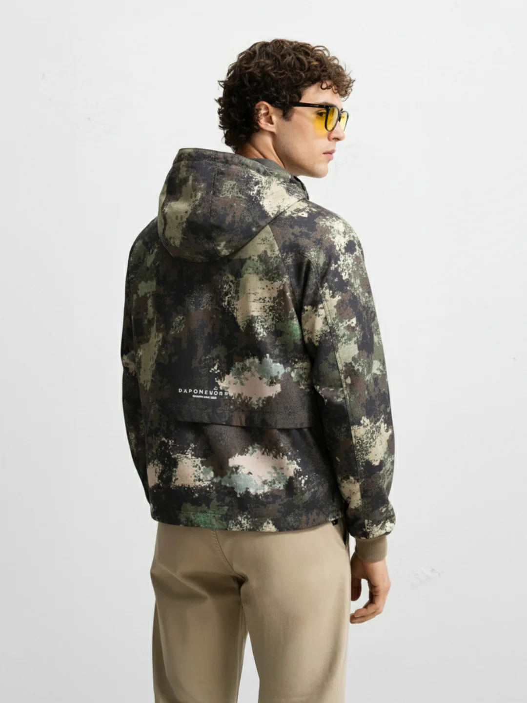 Men's Green Regular Fit Printed Casual Winter Jacket - Image 2