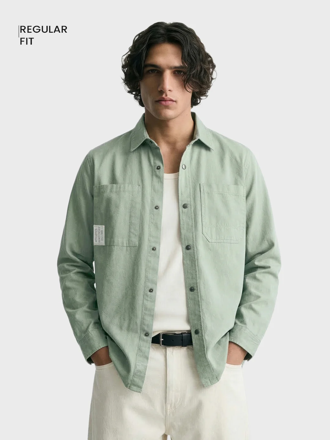 Men's Green Regular Fit Solid Casual Shirt - Image 2