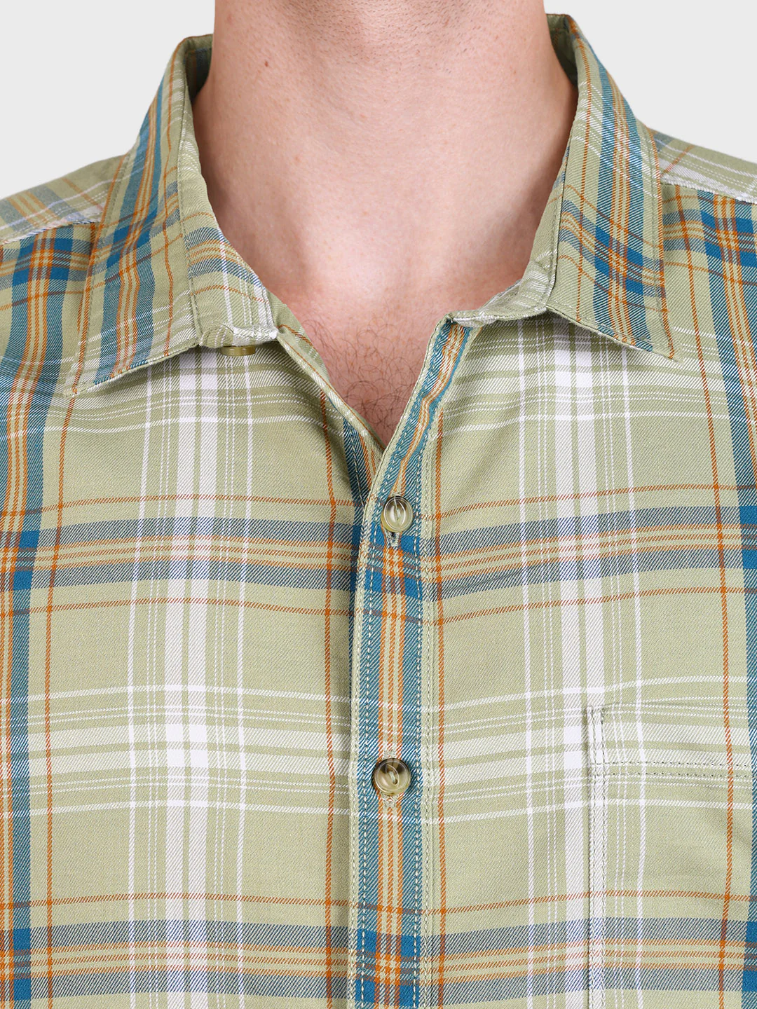 Men's Green Regular Fit Solid Casual Shirt - Image 6