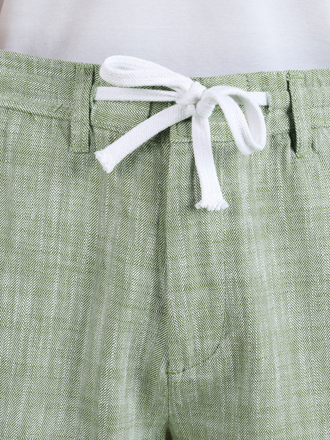 Men's Green Regular Fit Solid Casual Shorts - Image 8
