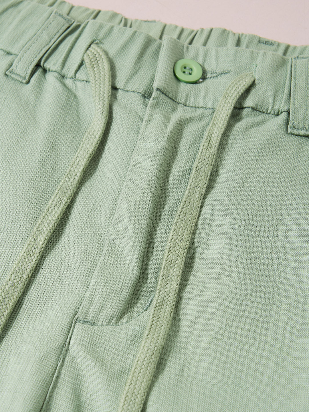 Men's Green Regular Fit Solid Casual Trousers - Image 6