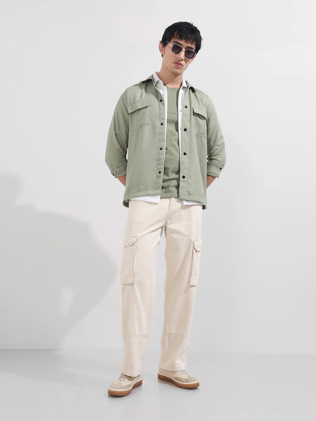 Men's Green Regular Fit Textured Casual Shirt - Image 2