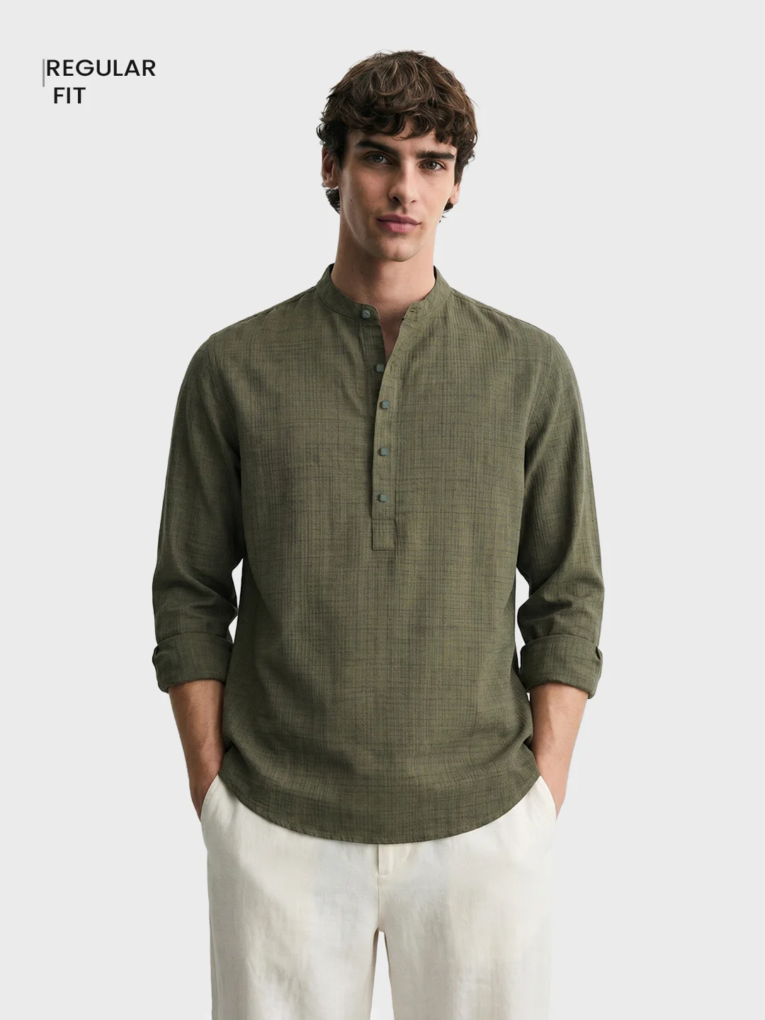 Men's Olive Regular Fit Solid Casual Shirt - Image 2