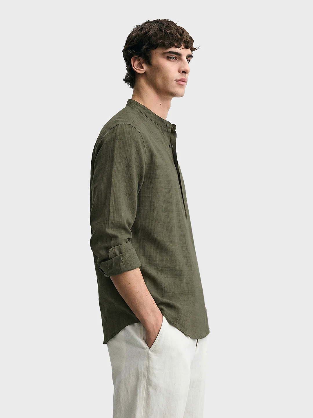 Men's Olive Regular Fit Solid Casual Shirt - Image 4
