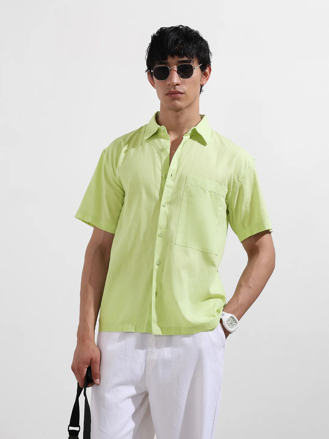 Men's Green Relaxed Fit Casual Shirt - Image 2