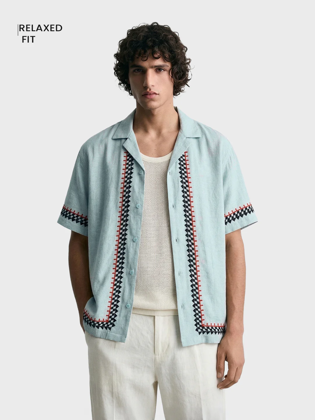 Men's Green Relaxed Fit Embroidered Casual Shirt - Image 2