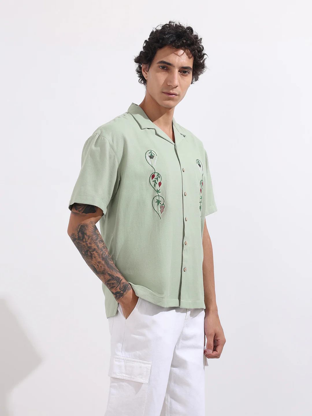 Men's Green Relaxed Fit Embroidered Tom&Jerry Character Shirt - Image 3