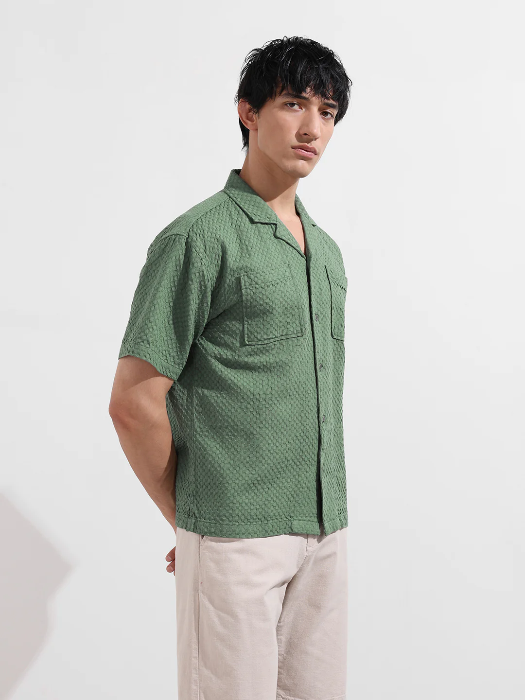 Men's Green Relaxed Fit Geometric Print Resort Wear Shirt - Image 3