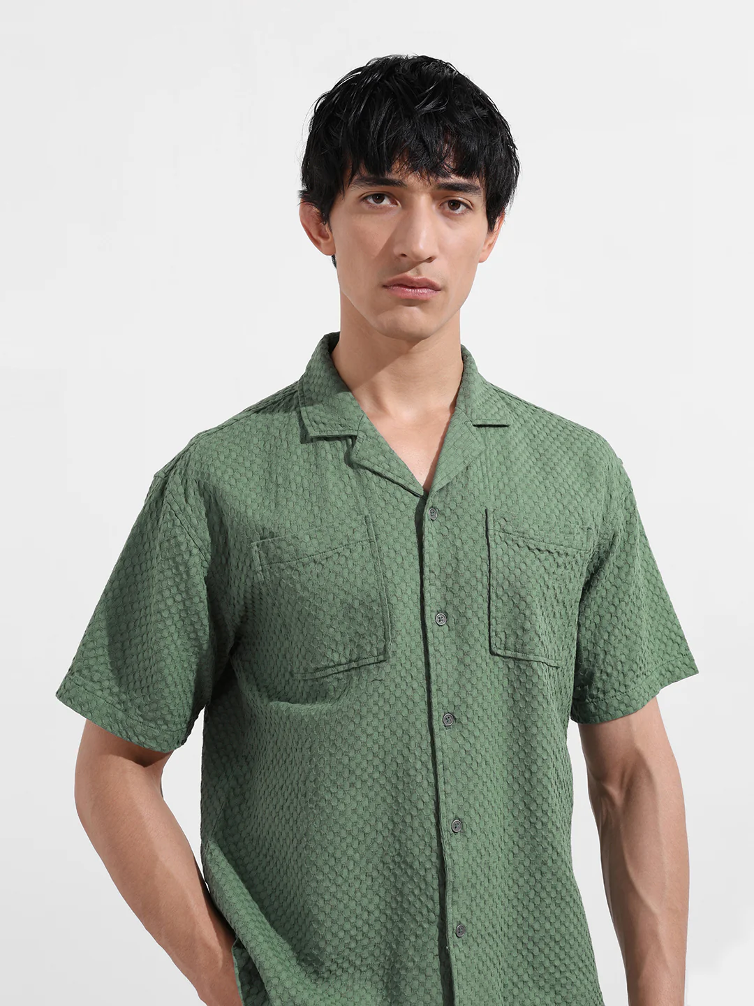 Men's Green Relaxed Fit Geometric Print Resort Wear Shirt - Image 4