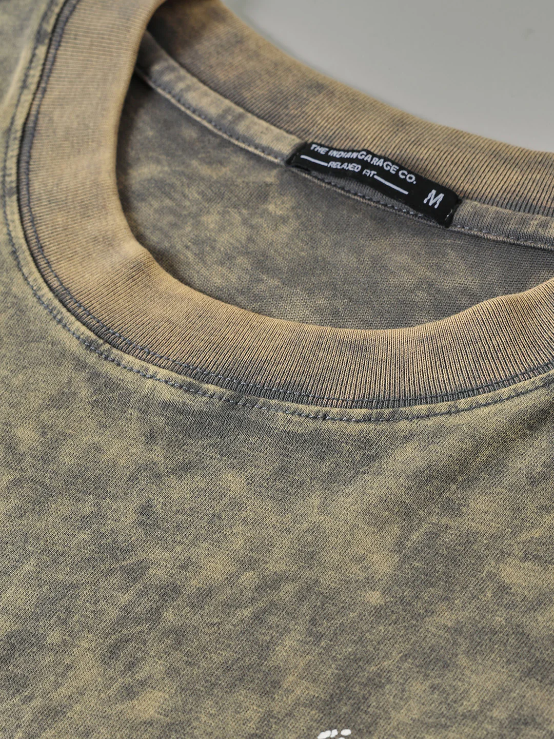 Men's Green Relaxed Fit Graphic Printed 240 GSM Street Wear T-Shirt - Image 4