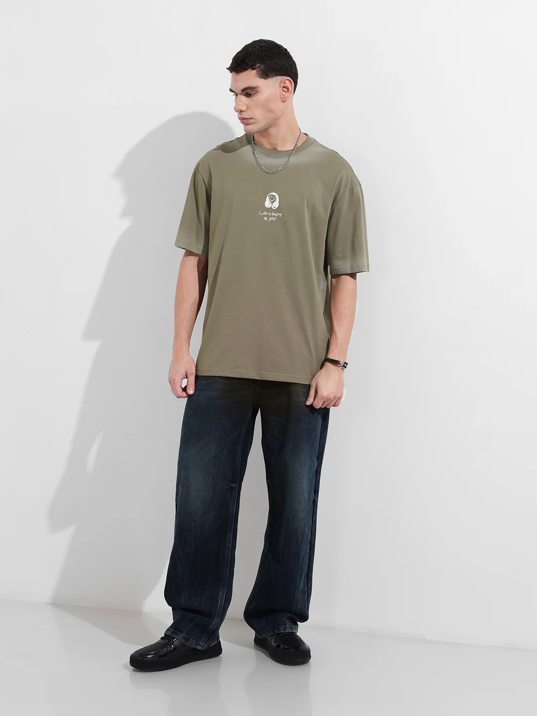 Men's Green Relaxed Fit Graphic Printed 240 GSM Street Wear T-Shirt - Image 5